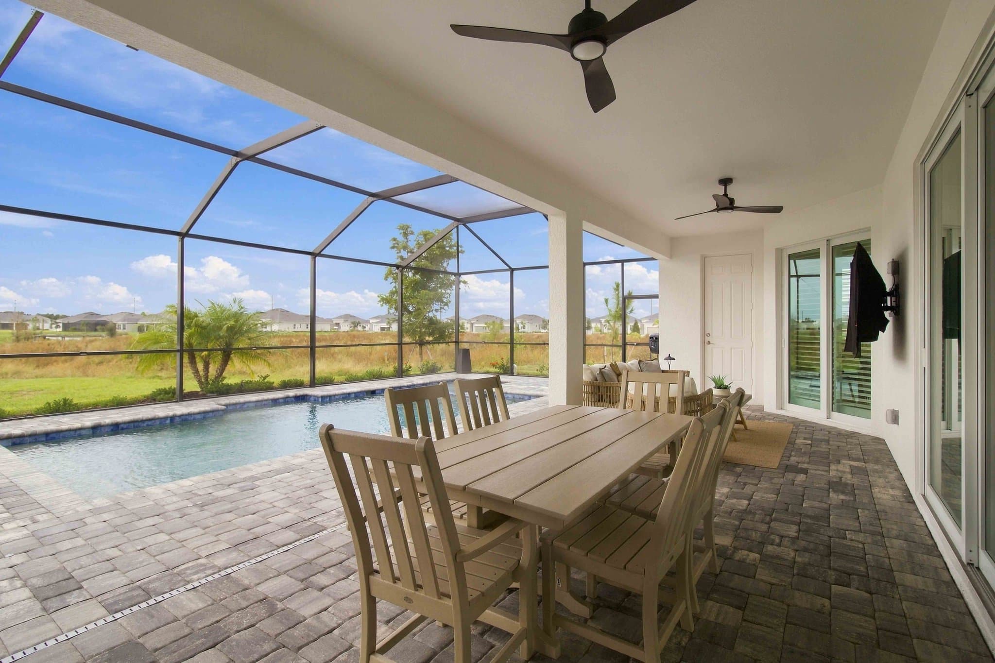 Bradenton House: 19104 Cherrystone Way