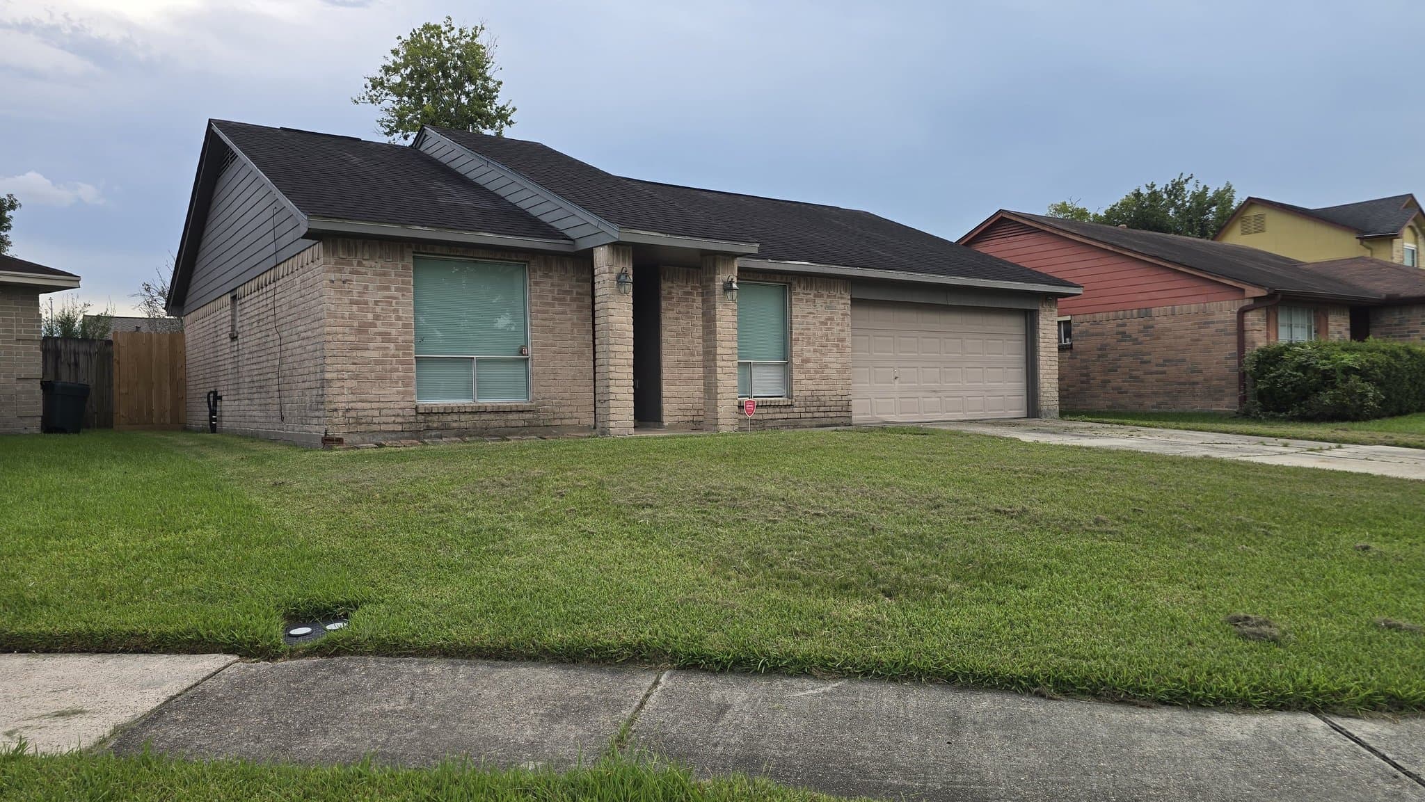 Channelview House: 15342 Peachmeadow Ln