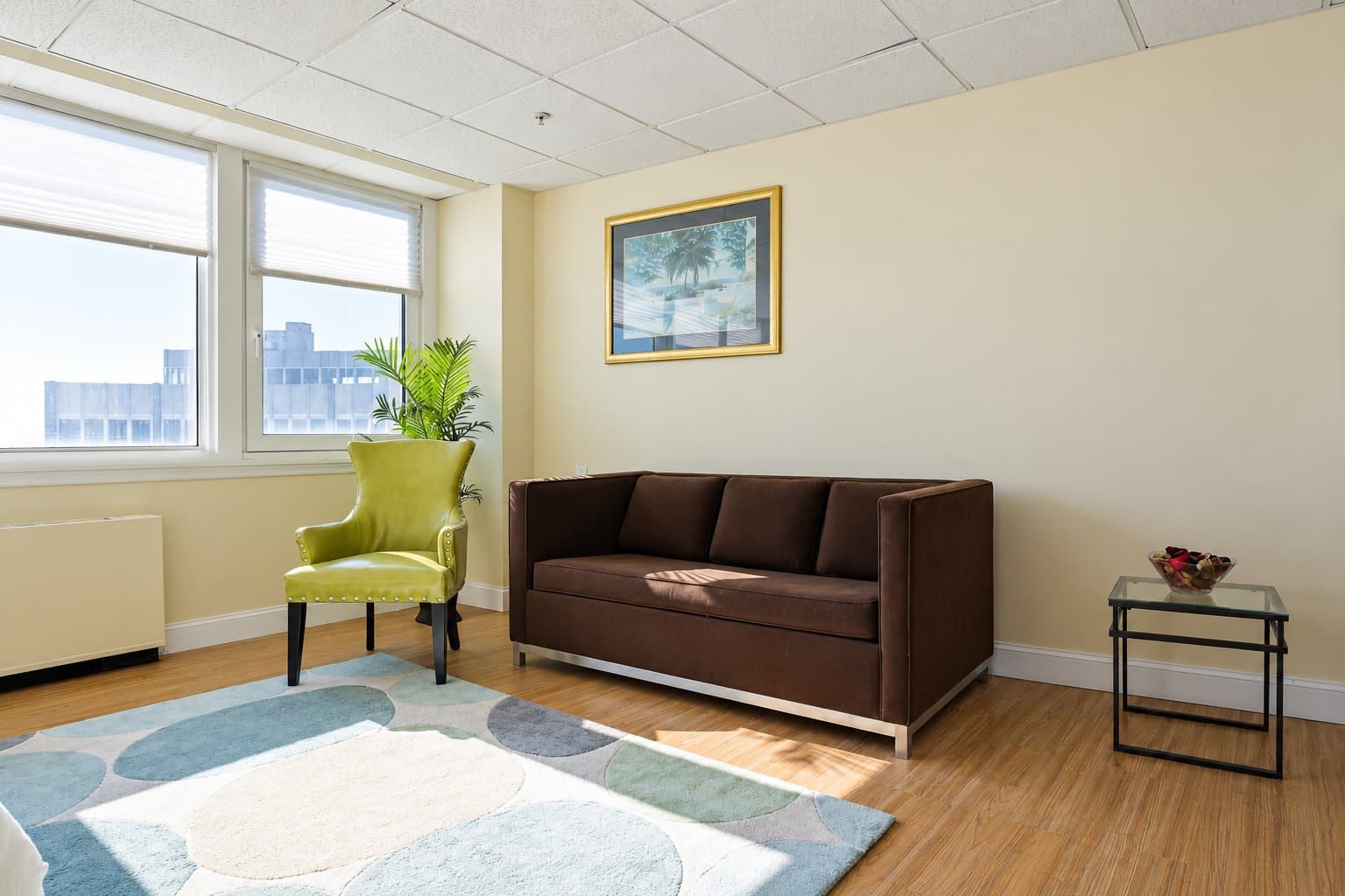 Atlantic City Apartment: 101 Boardwalk Ave