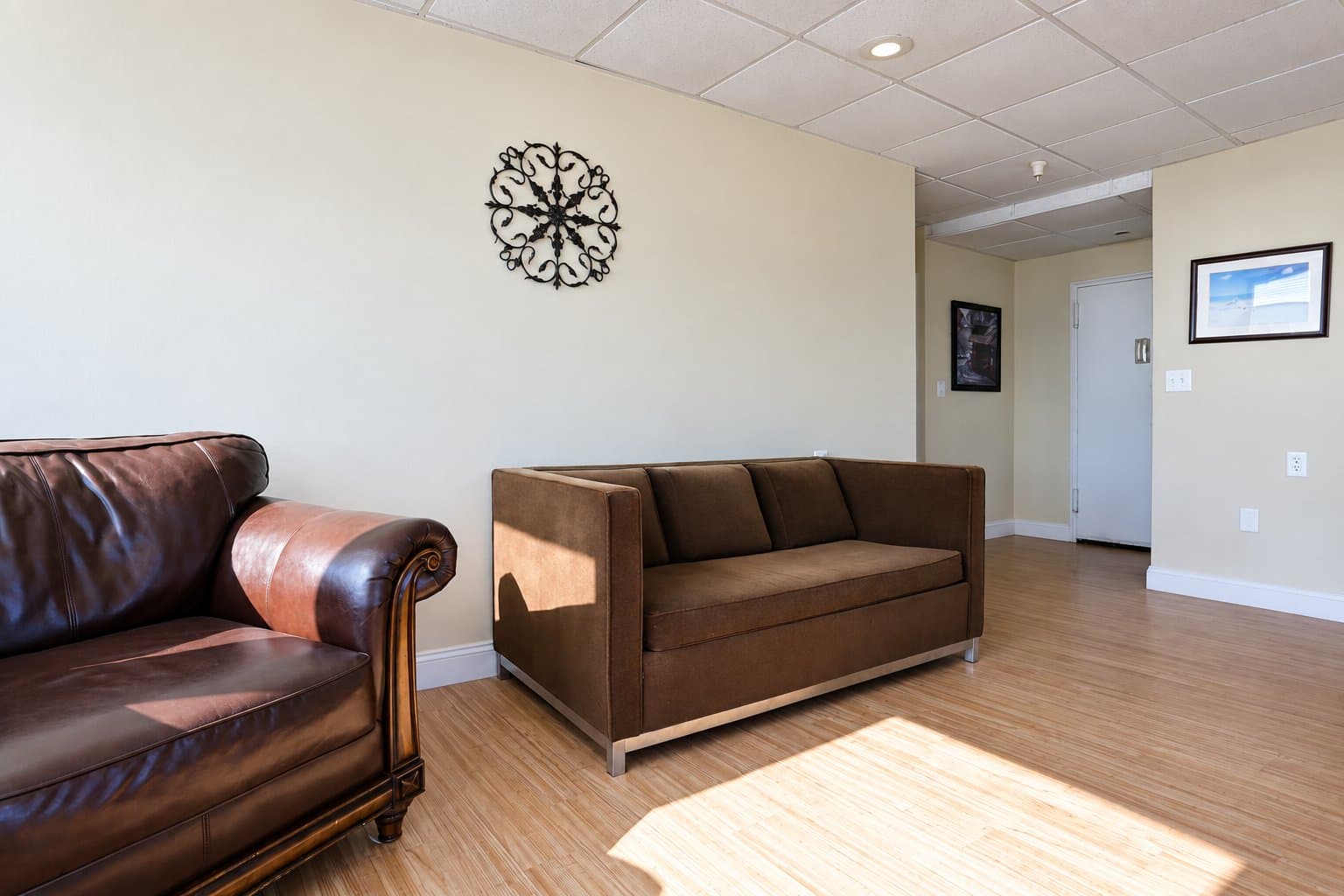 Atlantic City Apartment: 101 Boardwalk Ave