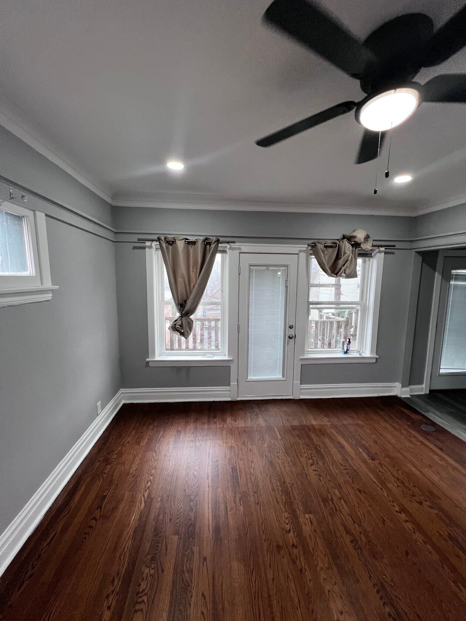 Chicago Condo: 1629 W Granville Ave