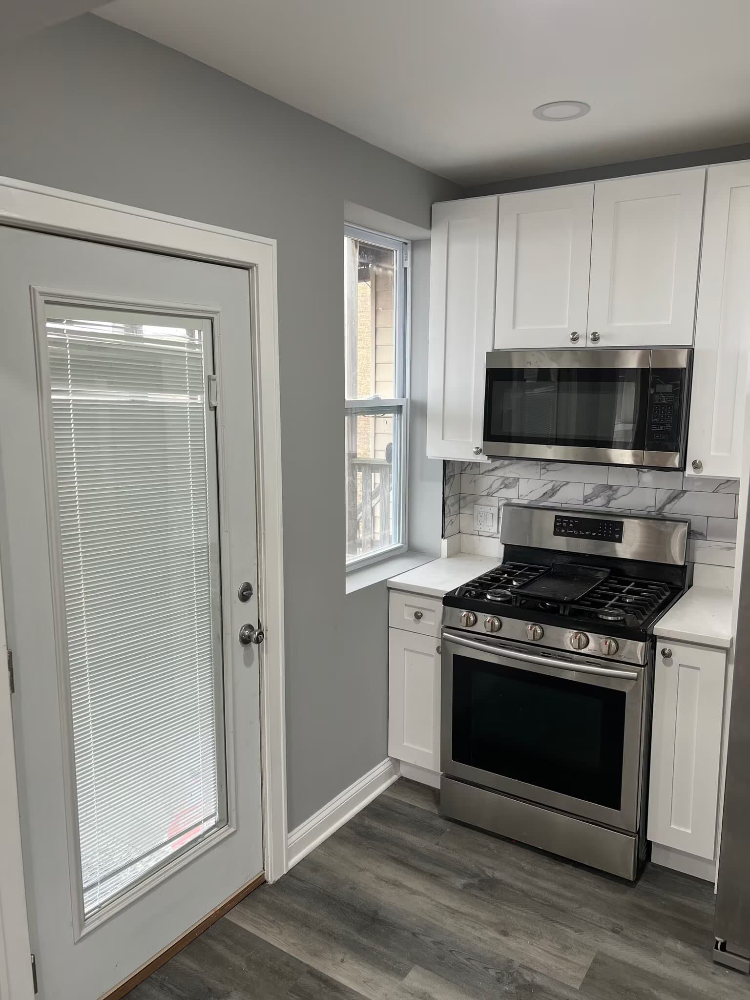 Chicago Condo: 1629 W Granville Ave