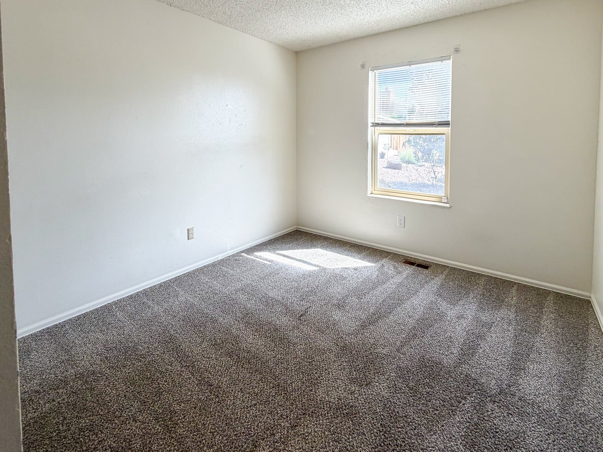 Colorado Springs House: 6050 Eagles Nest Ct
