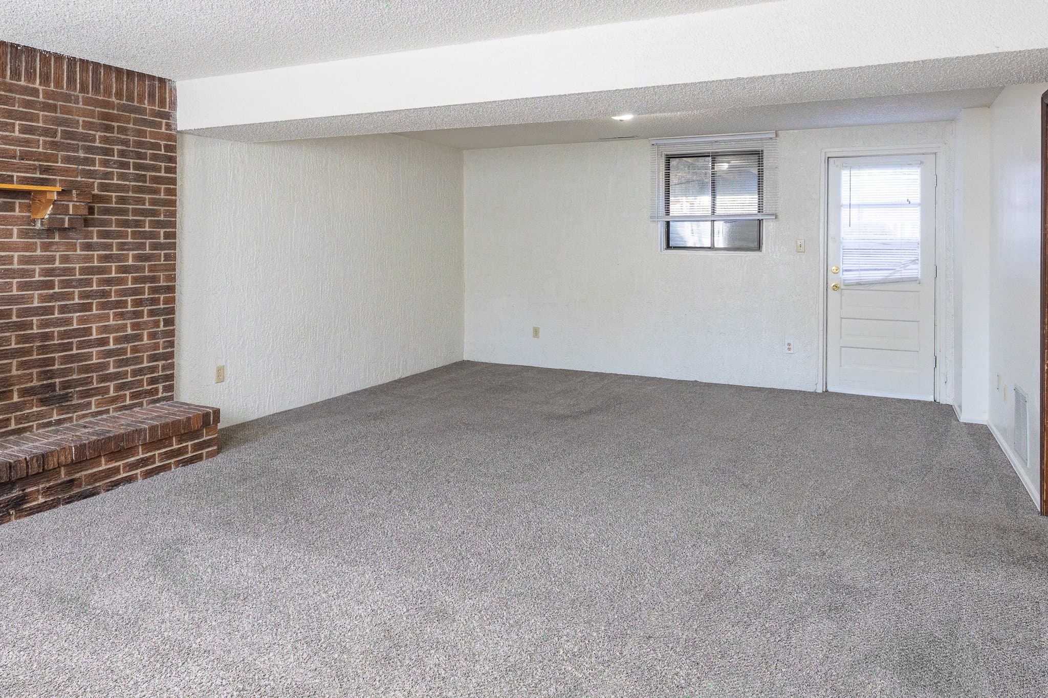 Colorado Springs House: 6050 Eagles Nest Ct