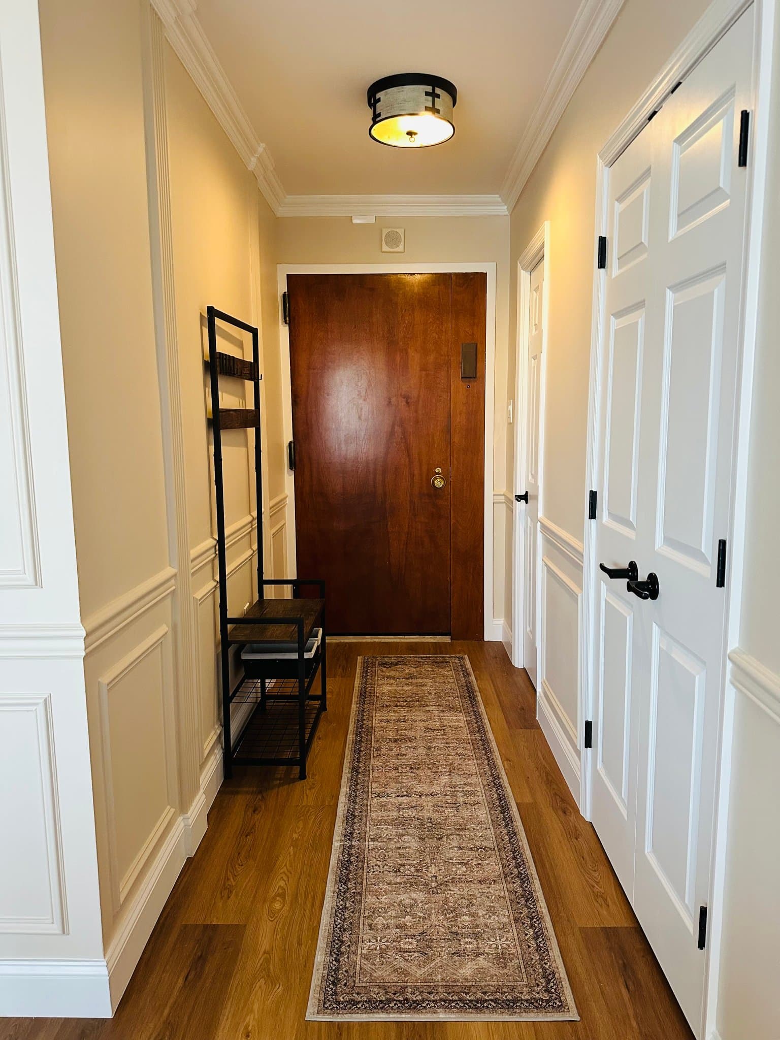 Alexandria Condo: 400 Madison Street