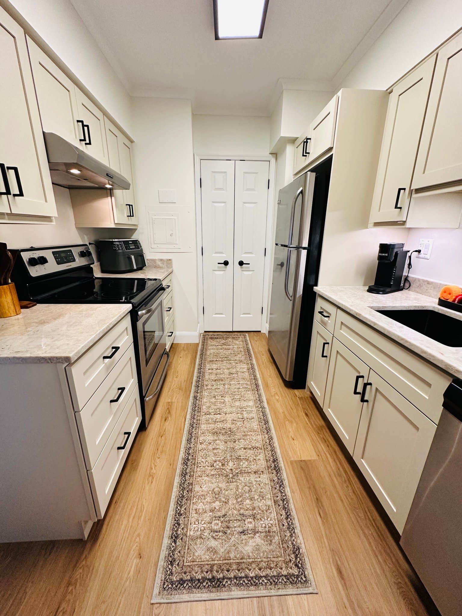 Alexandria Condo: 400 Madison Street