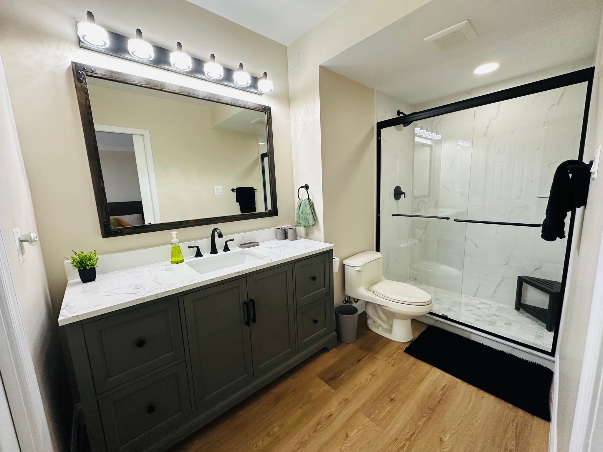 Alexandria Condo: 400 Madison Street