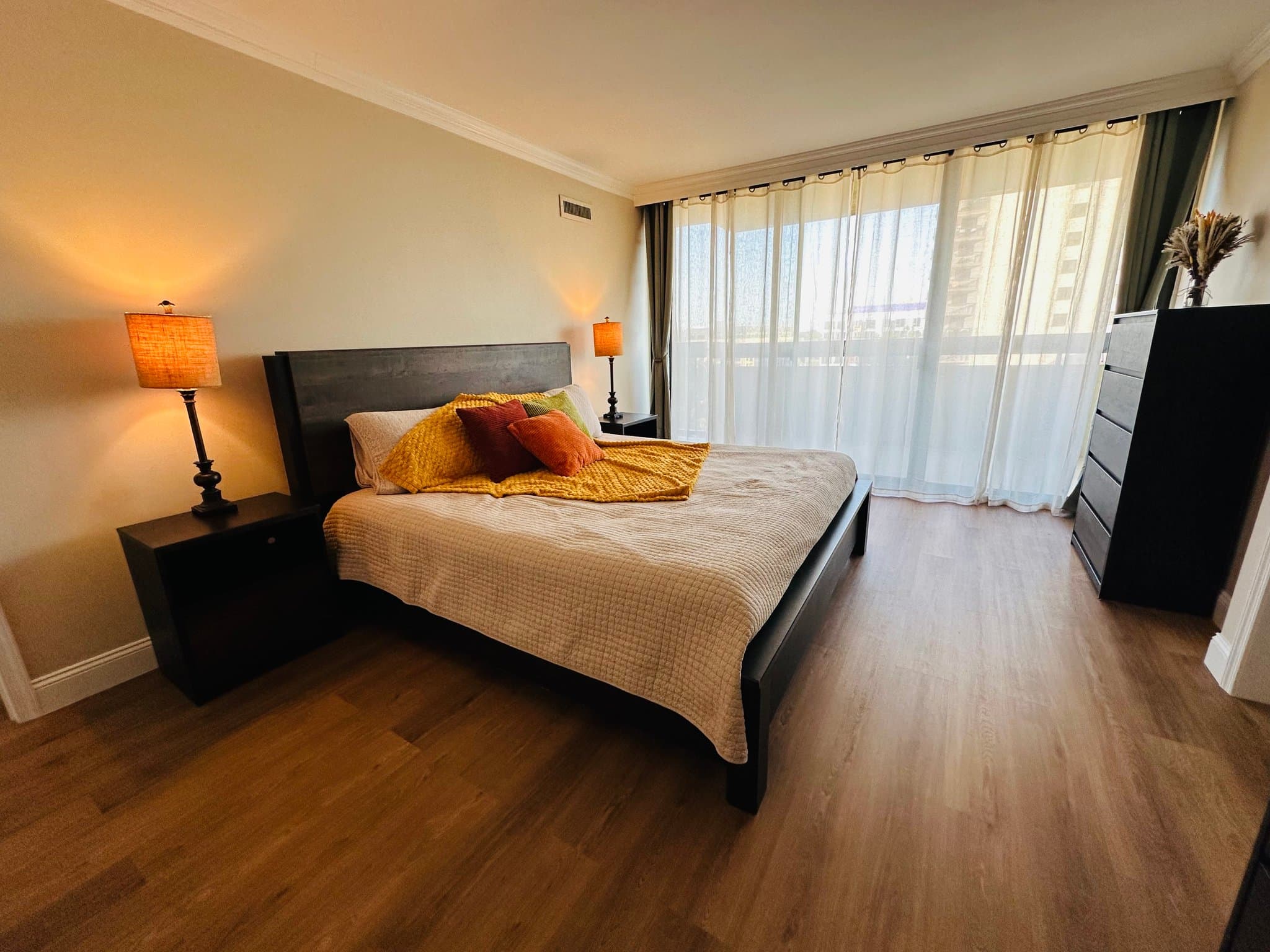 Alexandria Condo: 400 Madison Street