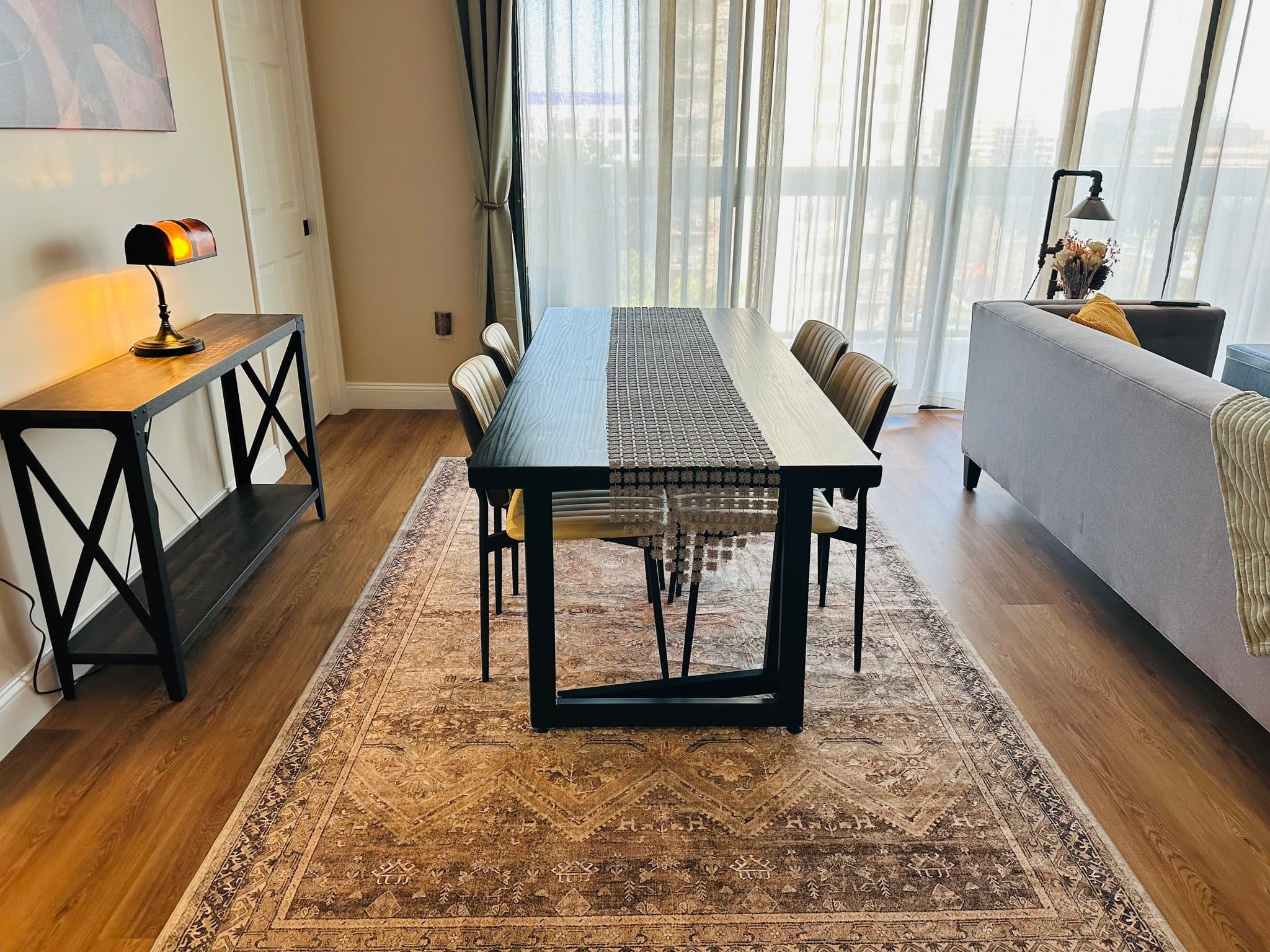 Alexandria Condo: 400 Madison Street
