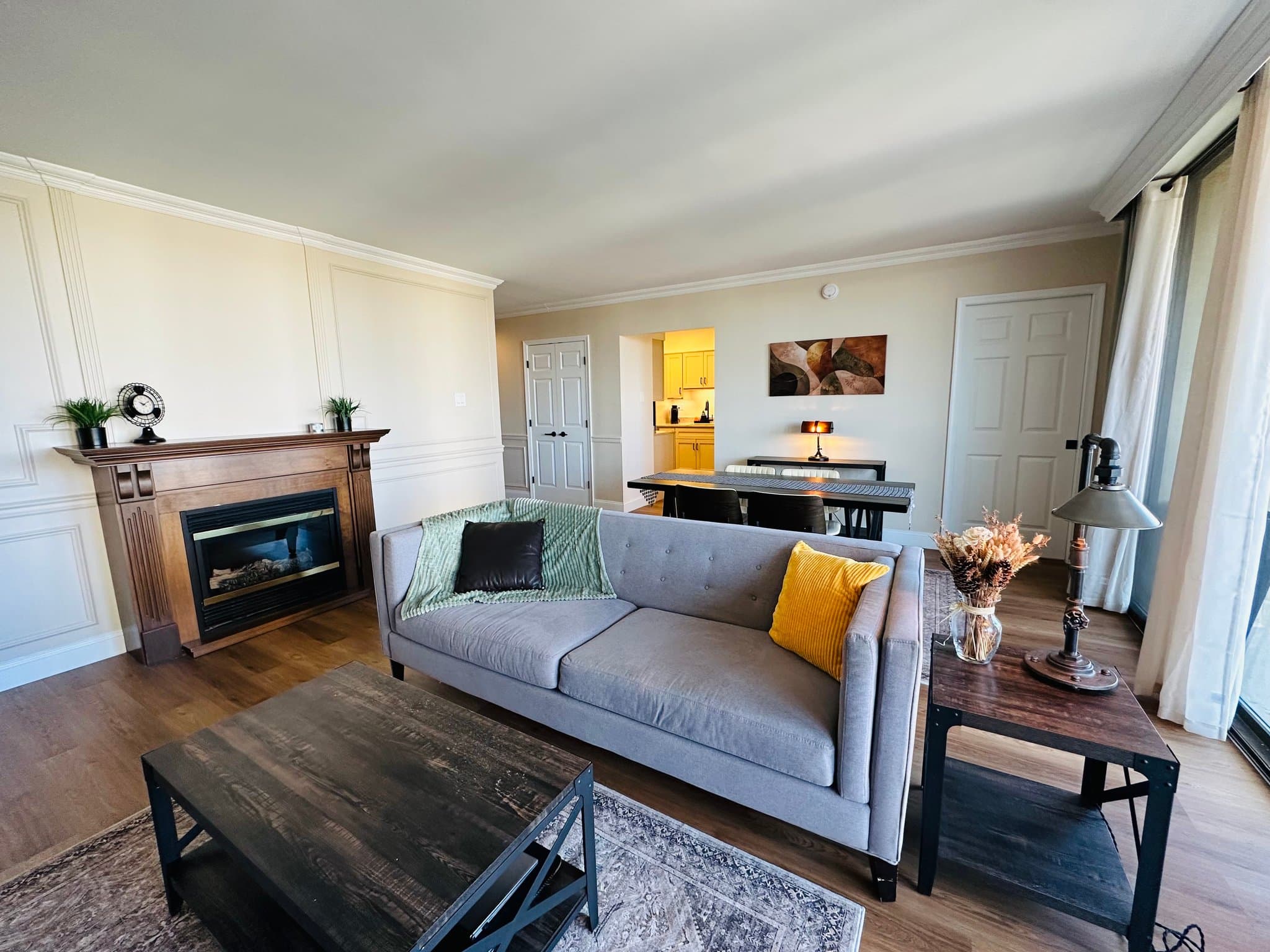 Alexandria Condo: 400 Madison Street