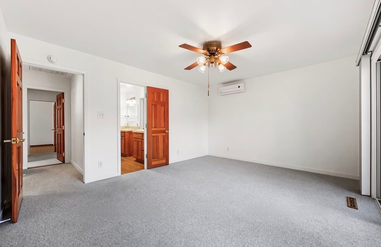 Santa Rosa House: 4746 Montgomery Dr