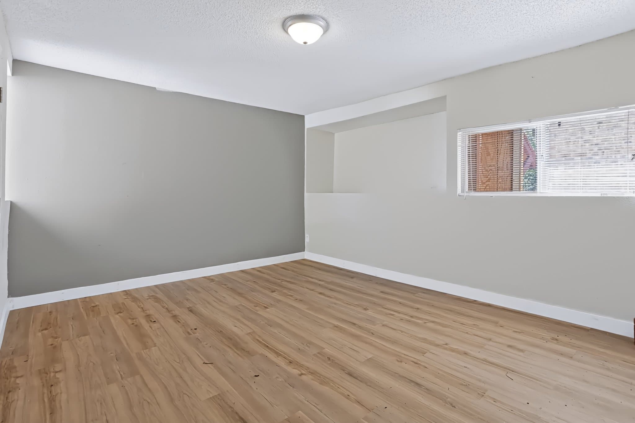 Denver House: 11780 Sherman St