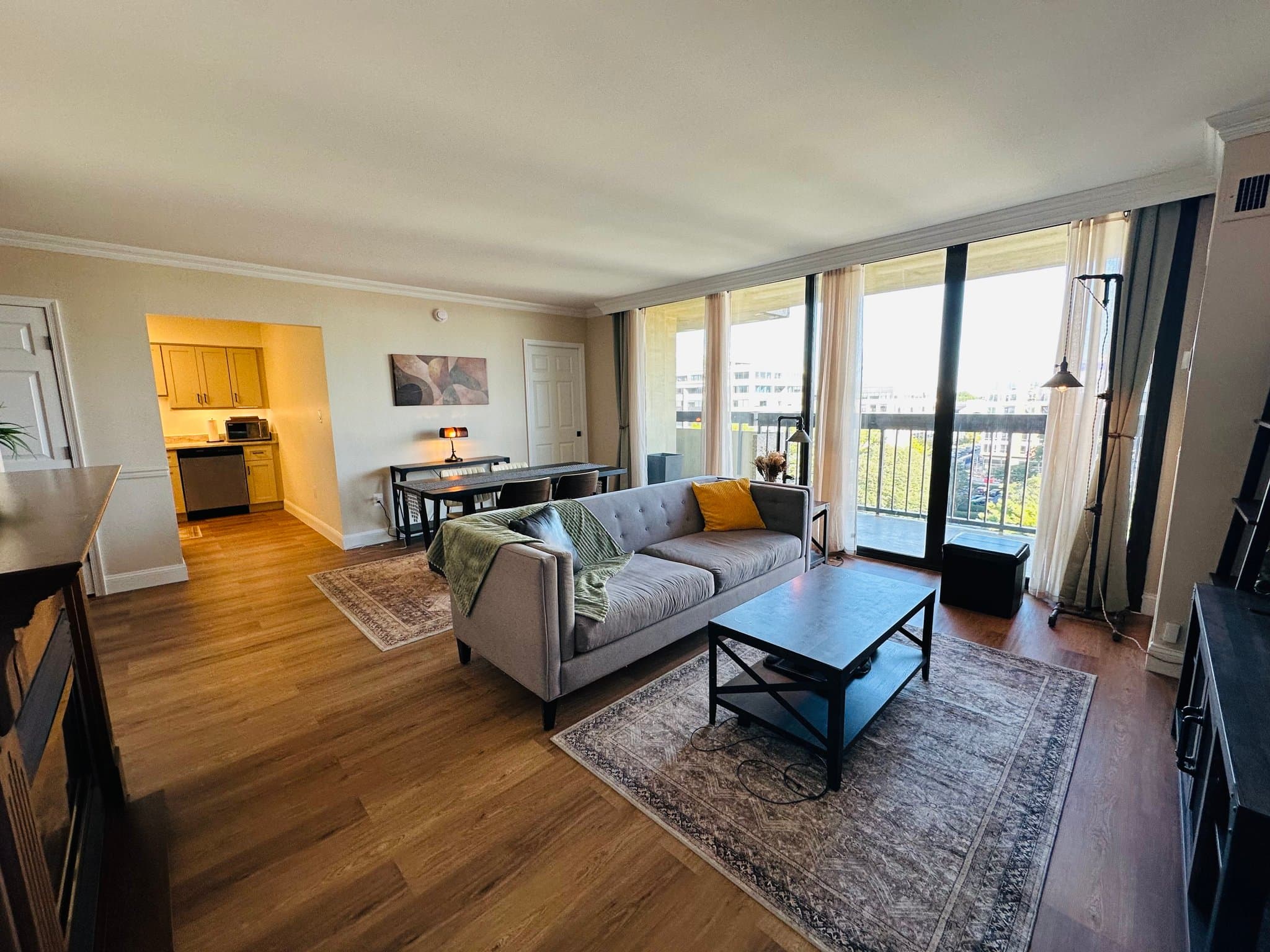 Alexandria Condo: 400 Madison Street