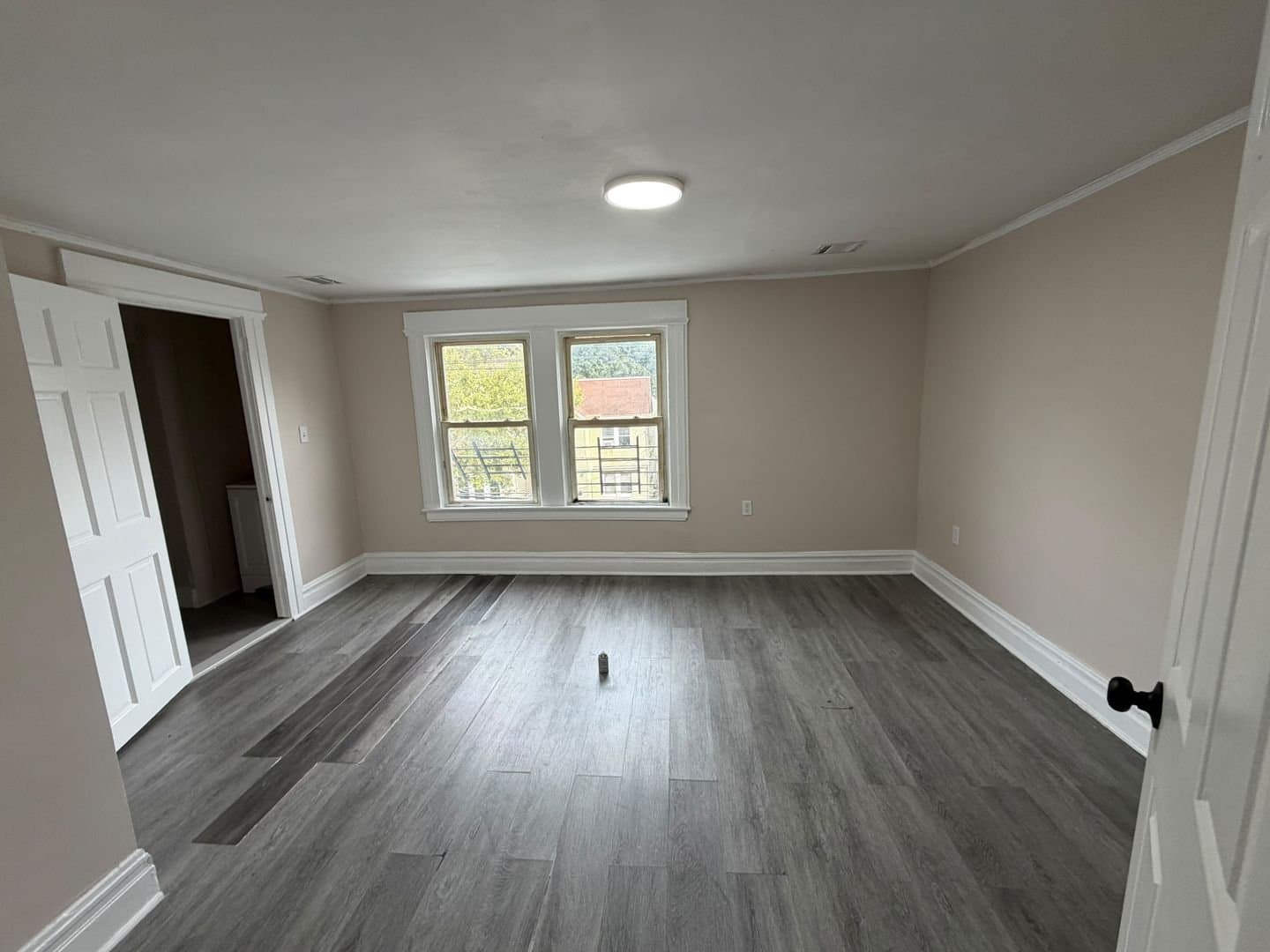 Irvington House: 390 Myrtle Ave