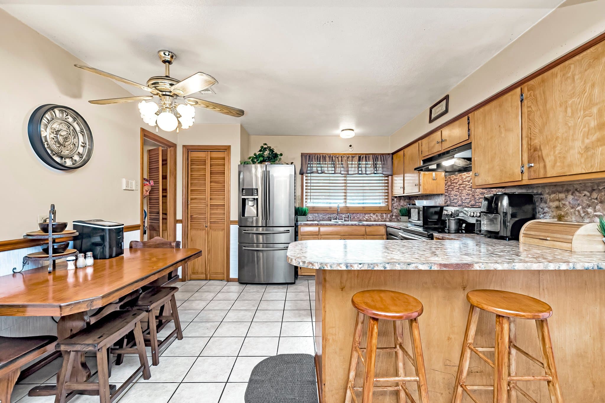 Baton Rouge House: 3235 Oakcrest Dr