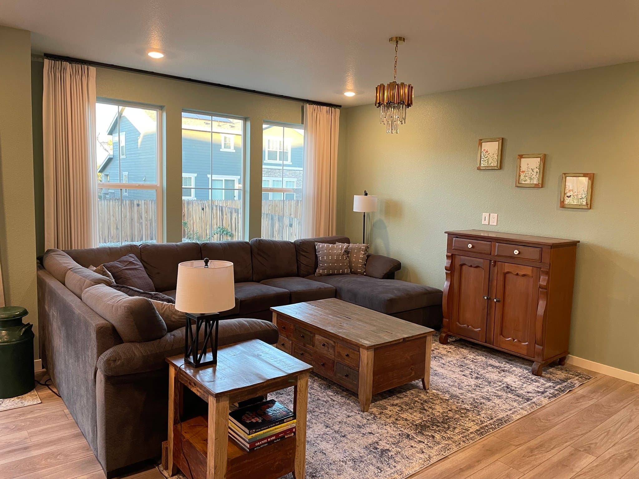 Aurora House: 24503 E Walsh Ave