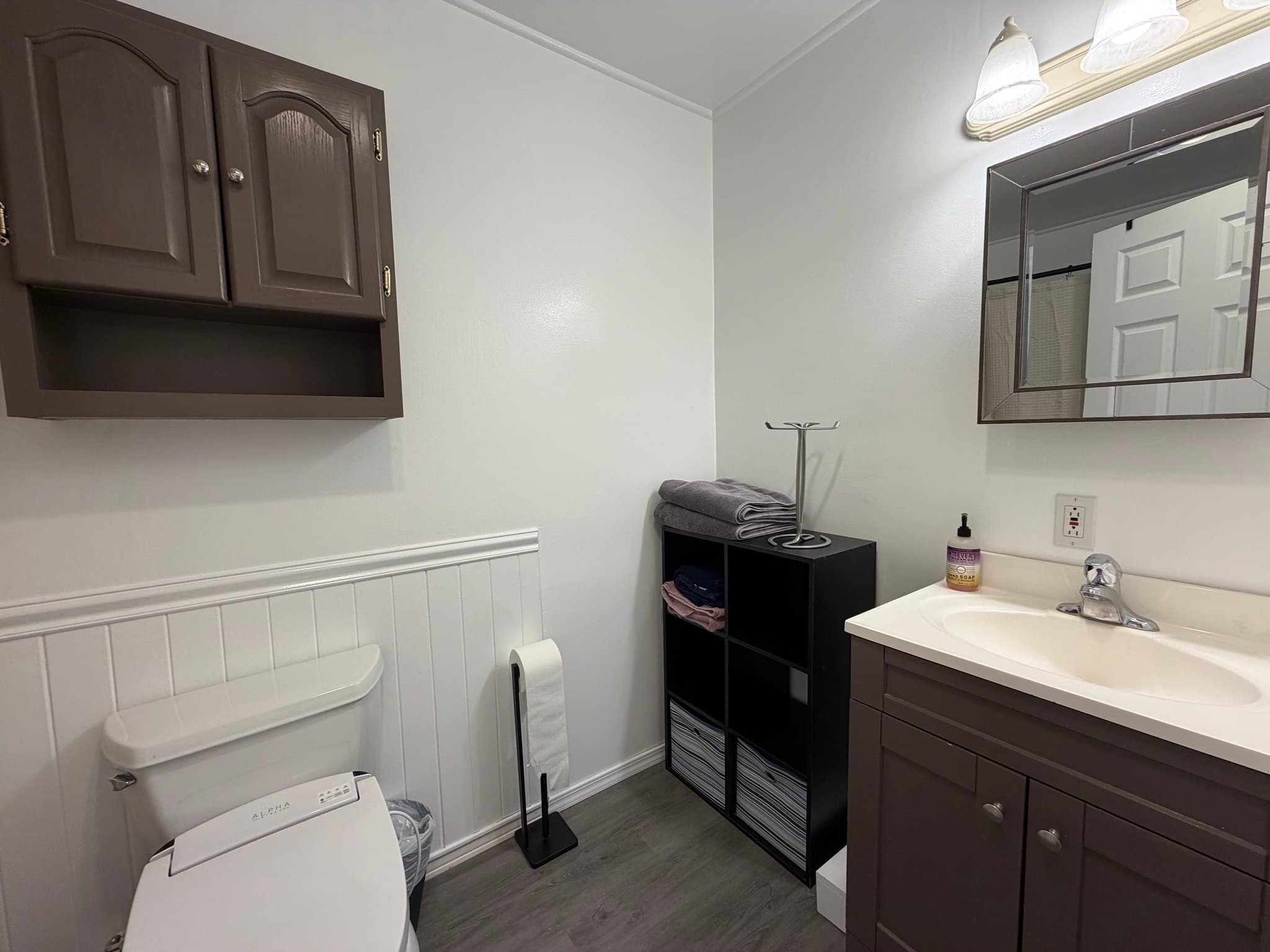 Anchorage House: 6301 Woodmont Dr