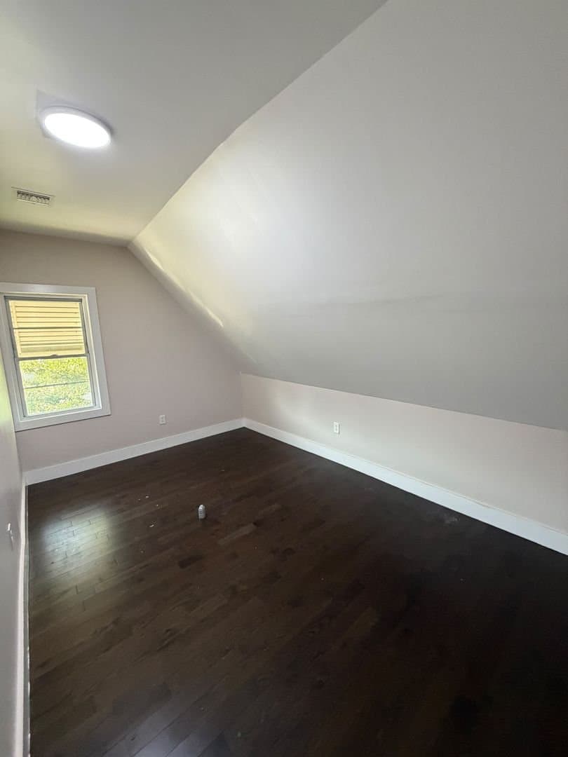 Newark House: 358 Peshine ave