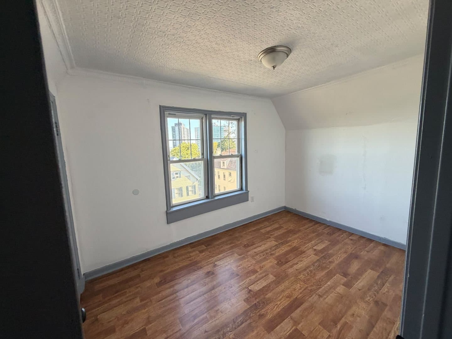 Newark Multiplex: 348 Ridgewood Ave