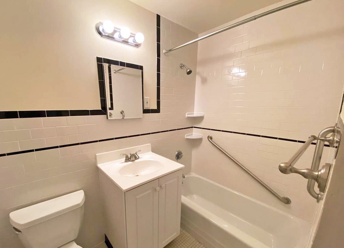 Brookline Apartment: 101 Monmouth St.