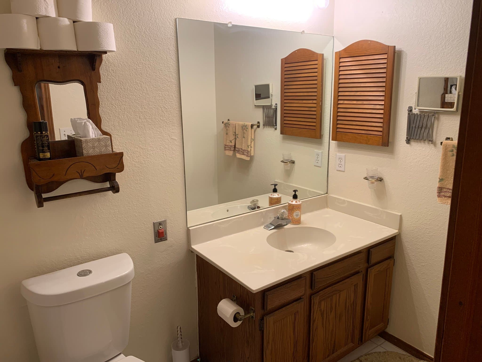 Harlingen Condo: 1000 Camelot Dr