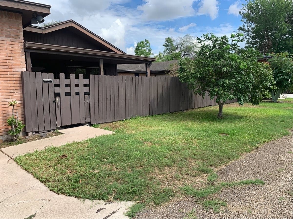 Harlingen Condo: 1000 Camelot Dr