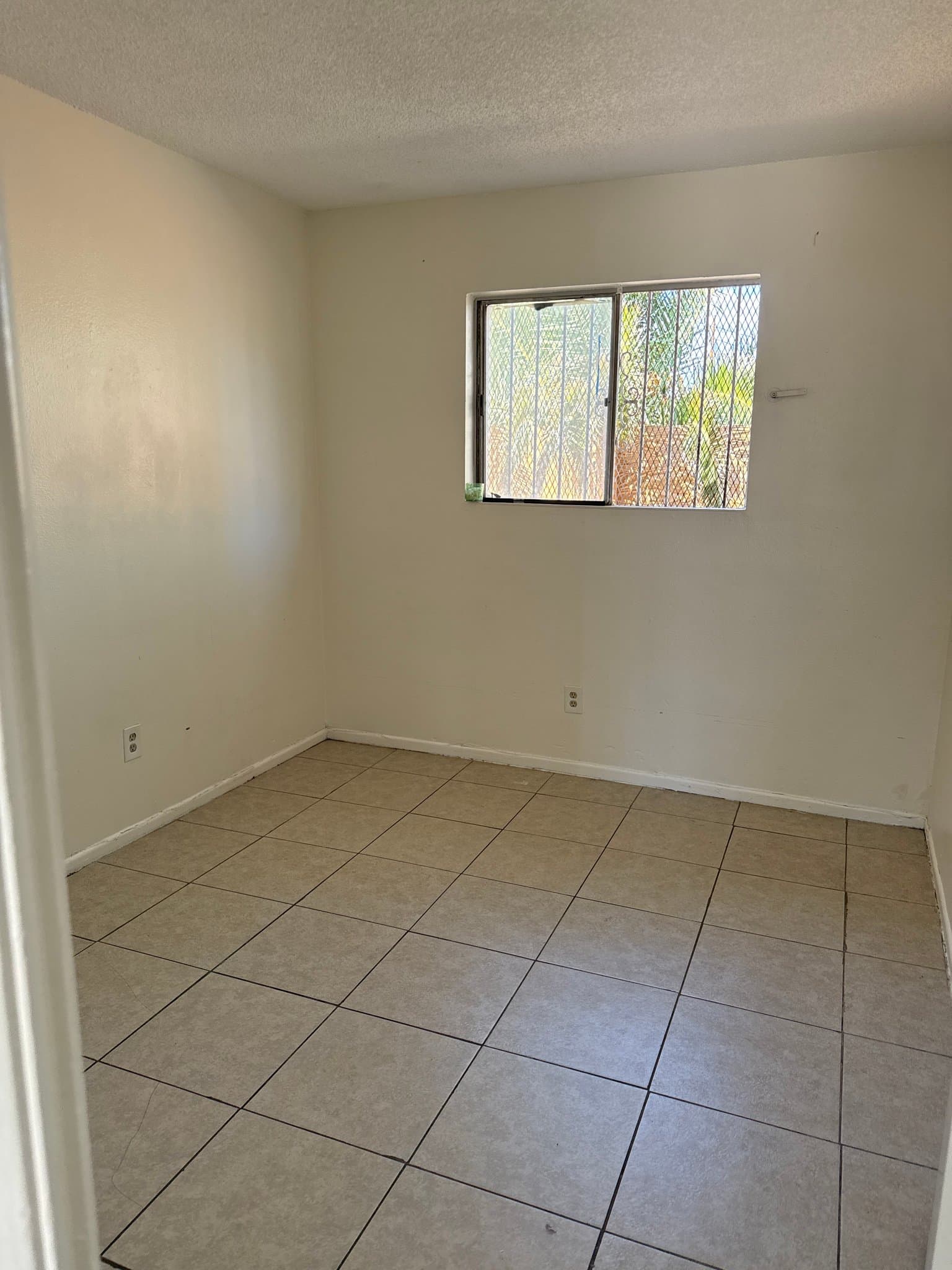 North Las Vegas Multiplex: 2027 Bassler St