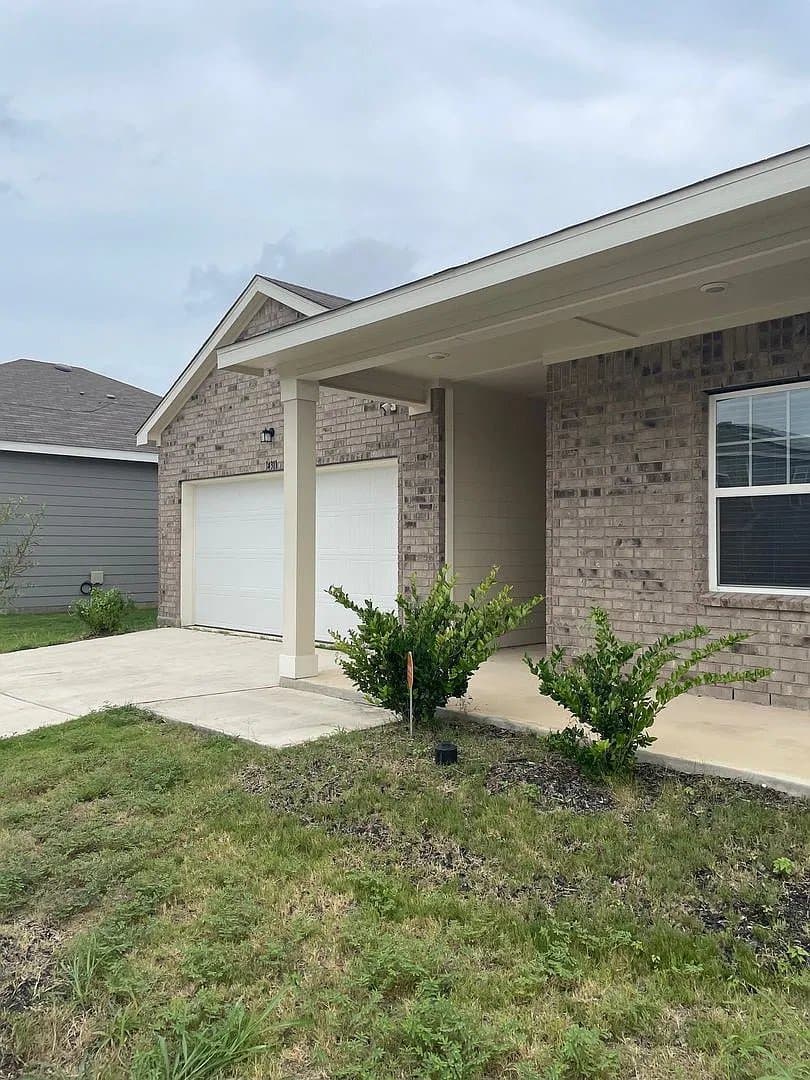 San Antonio House: 14311 Gila Xing