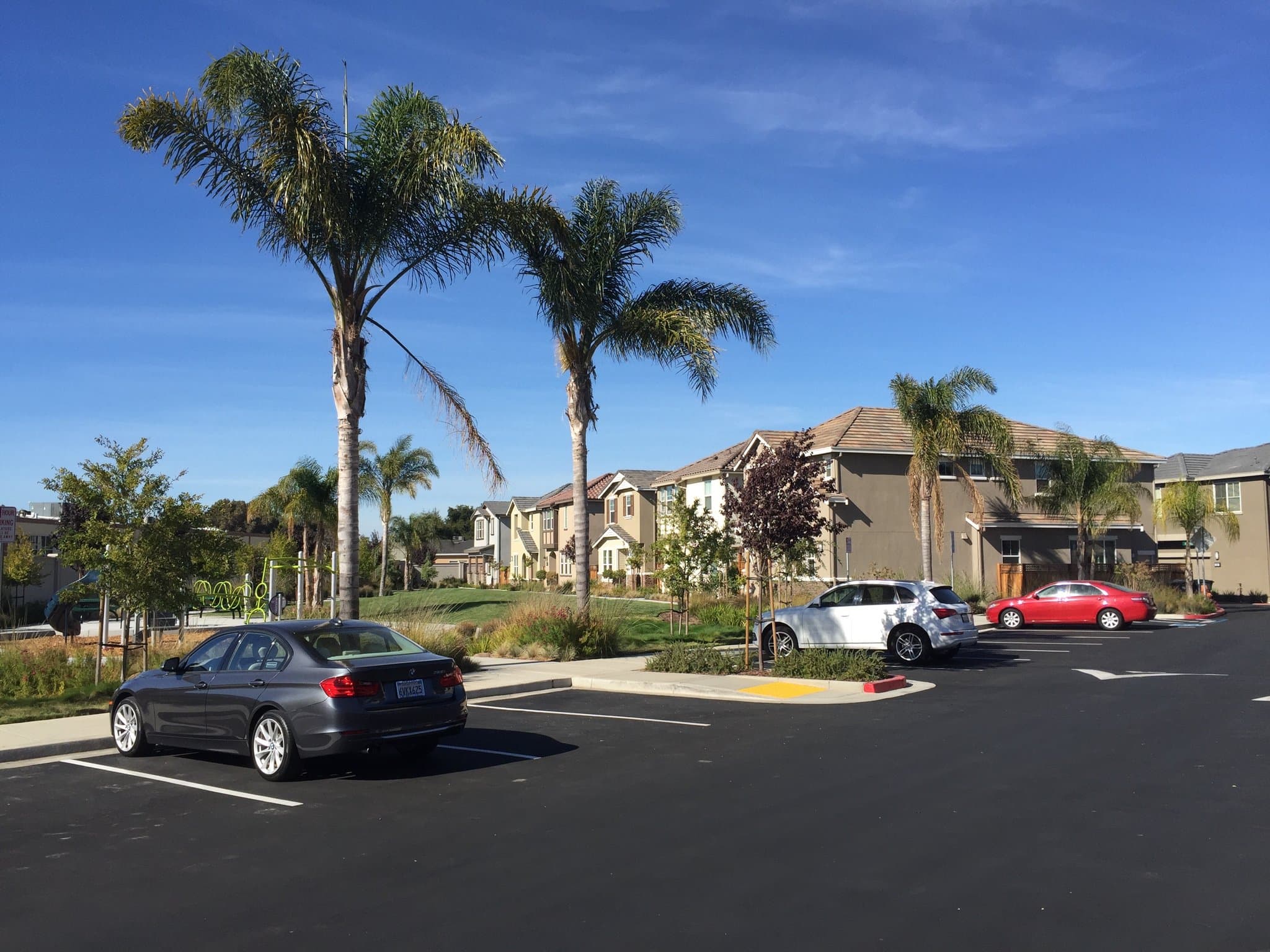 East Palo Alto House: 910 Montage Circle