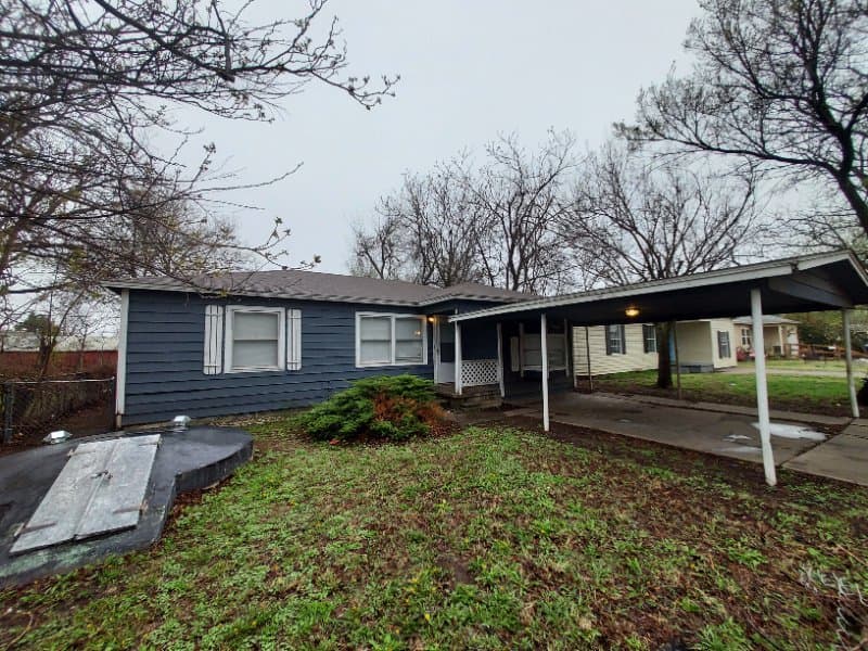 Lawton House: 1806 NW Williams Avenue