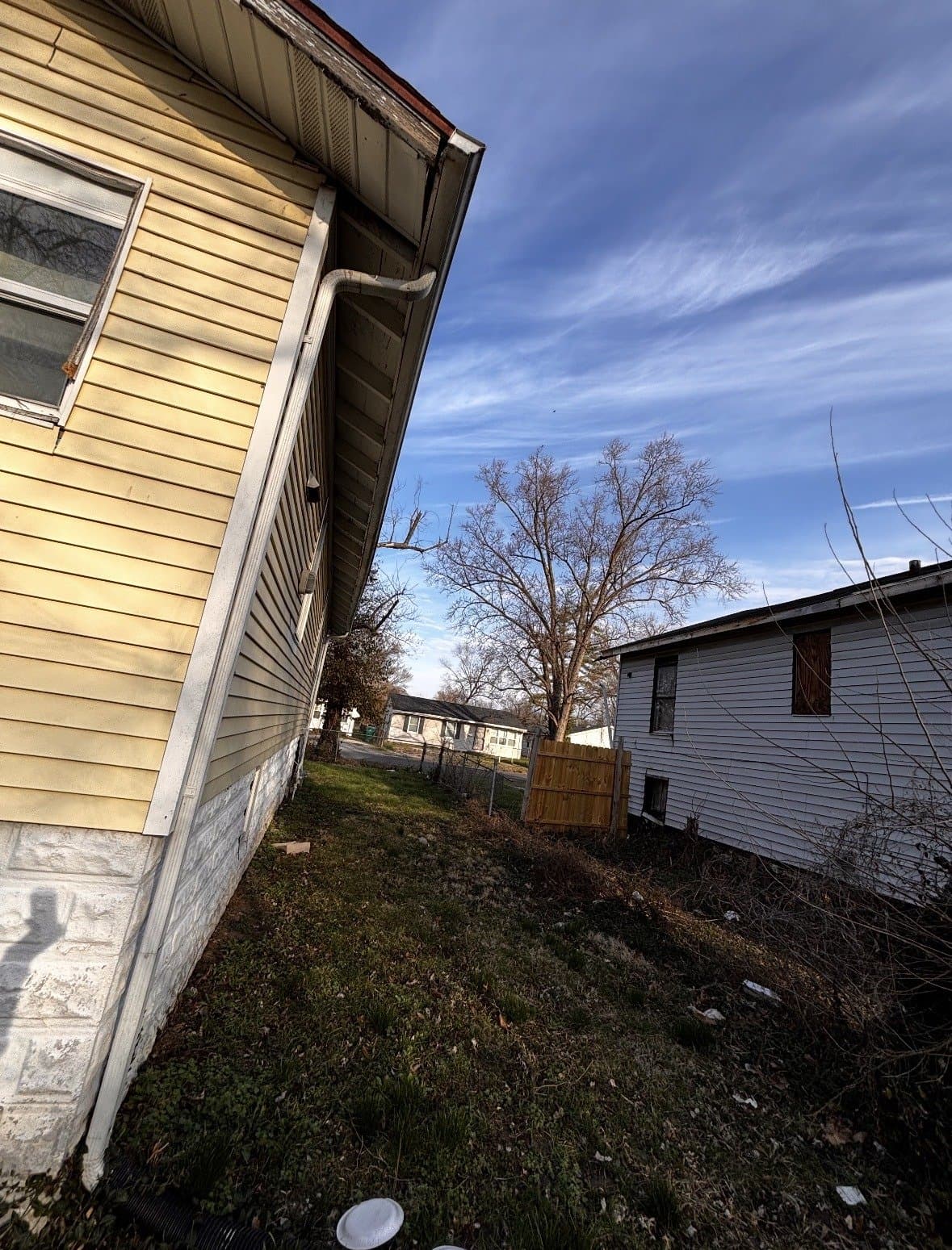 E Saint Louis House: 724 N 82nd St