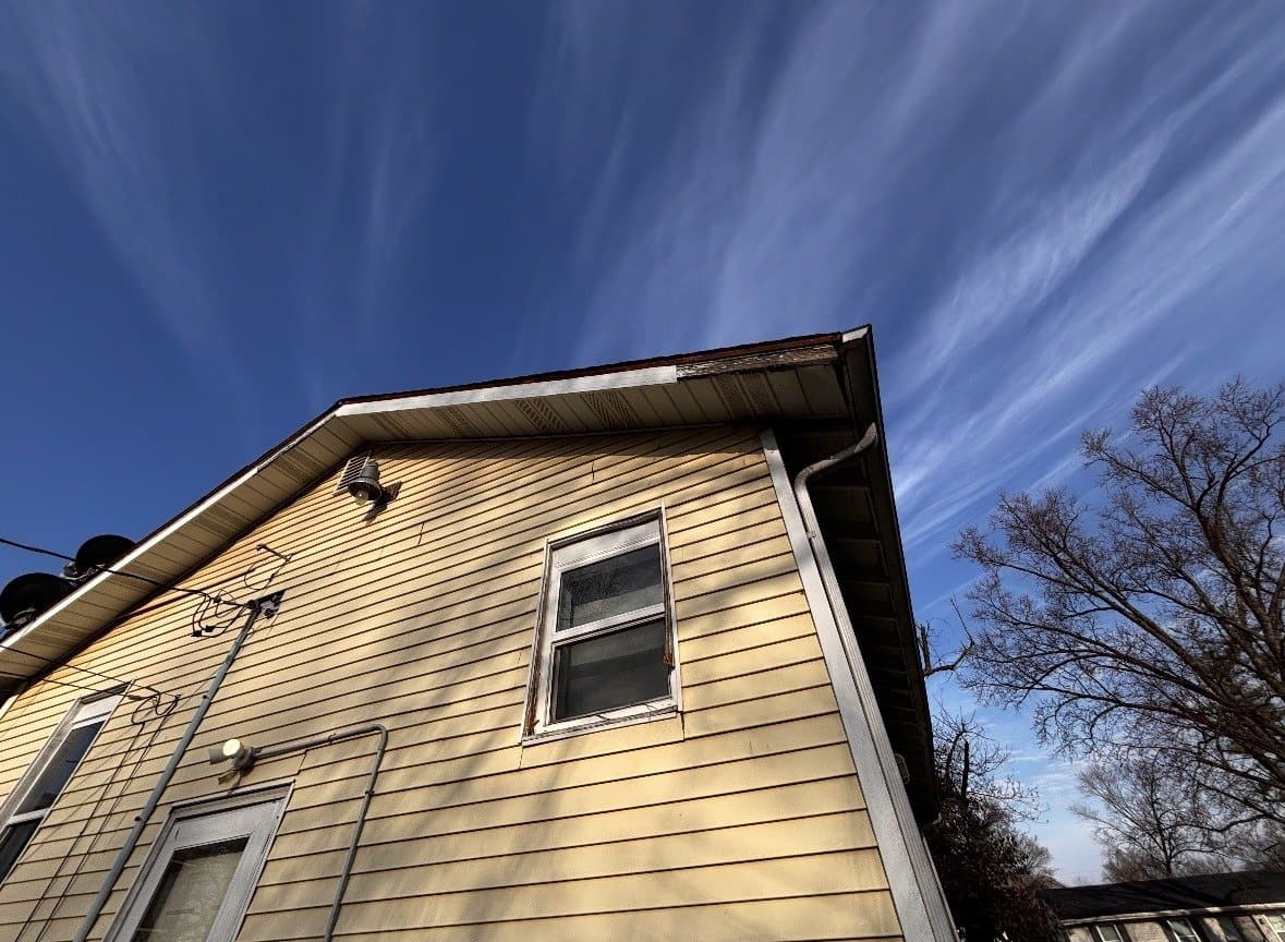 E Saint Louis House: 724 N 82nd St