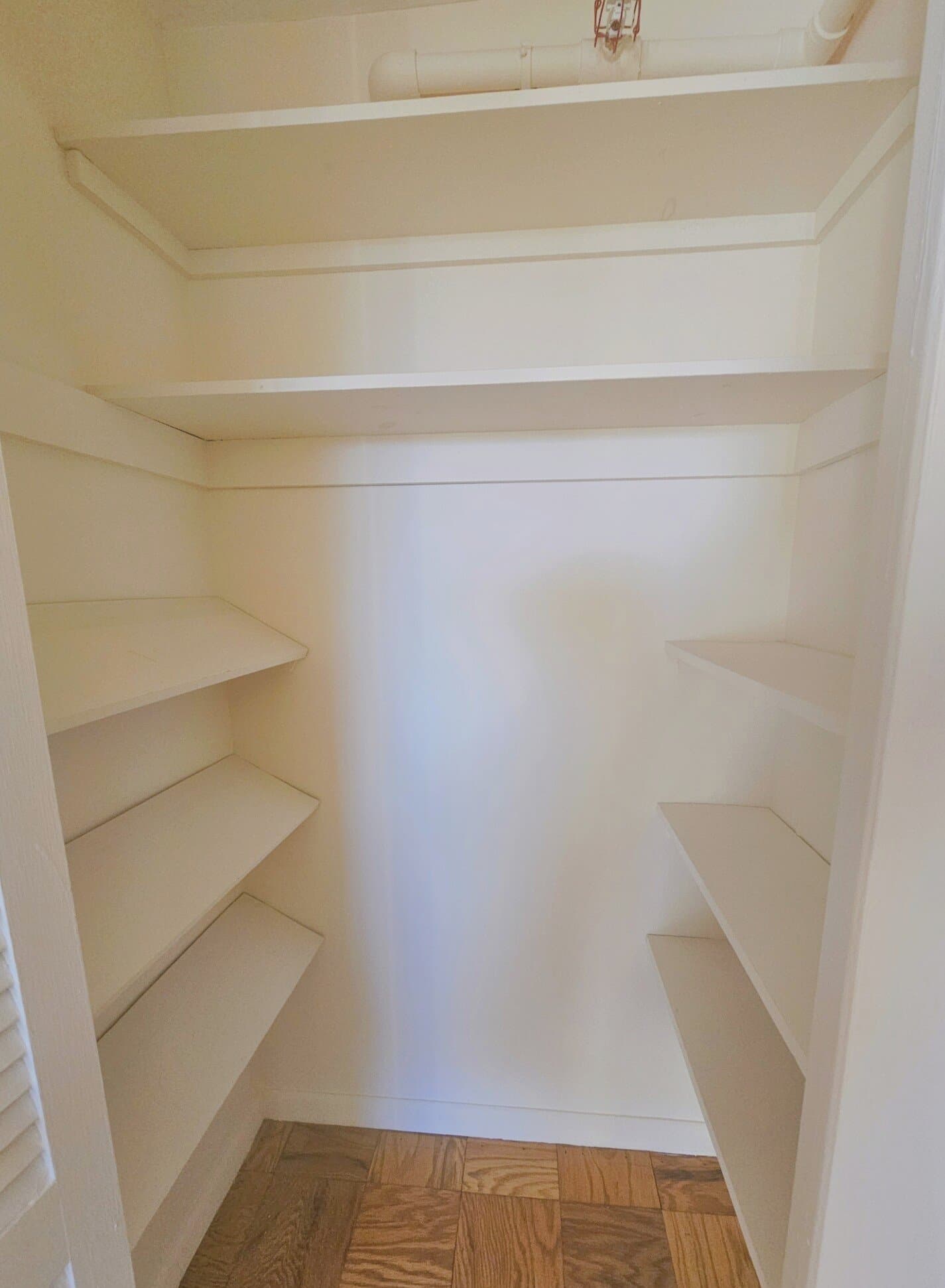 Brookline Apartment: 101 Monmouth St.