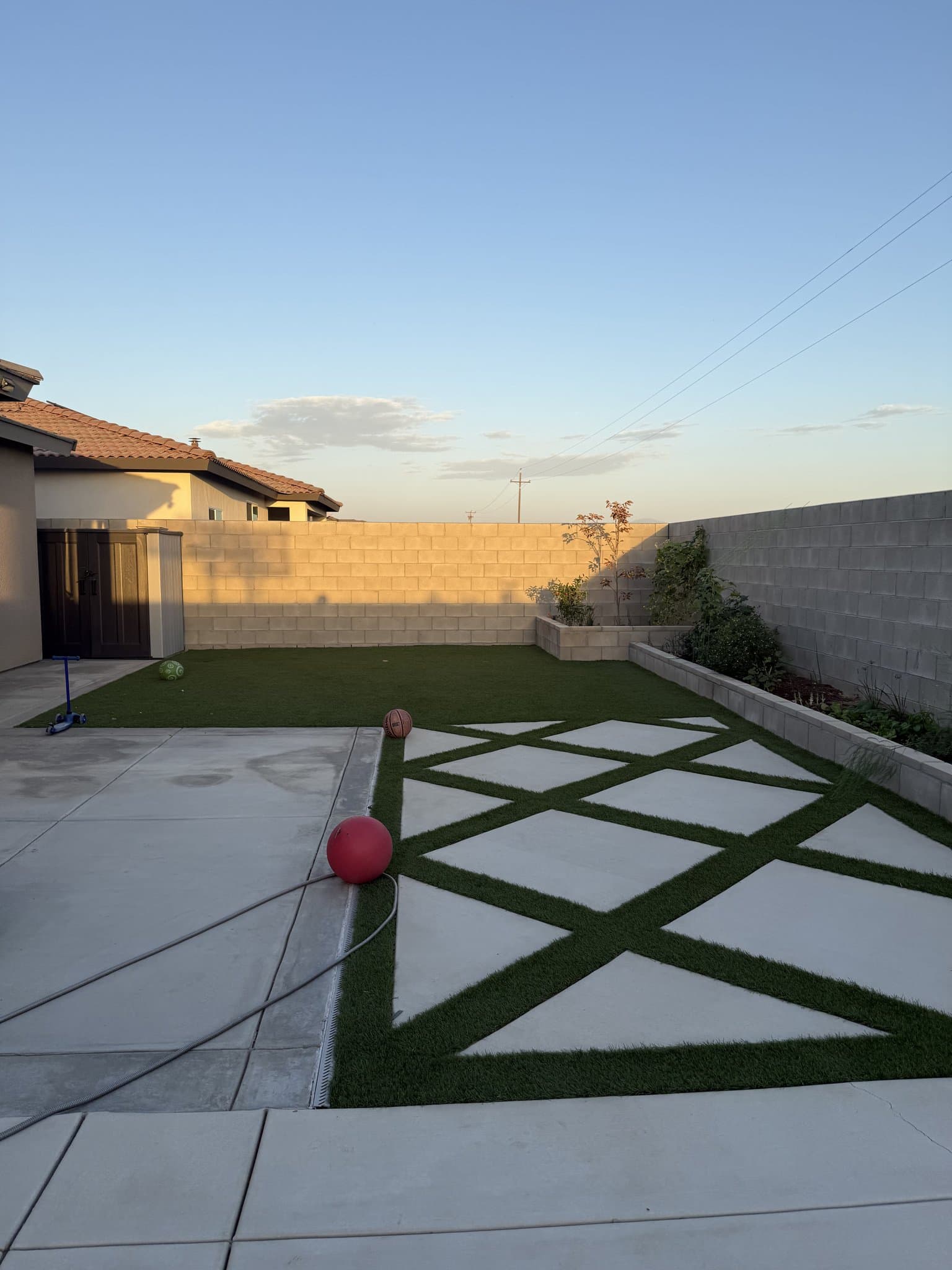 Bakersfield House: 12701 Petaluma Ct