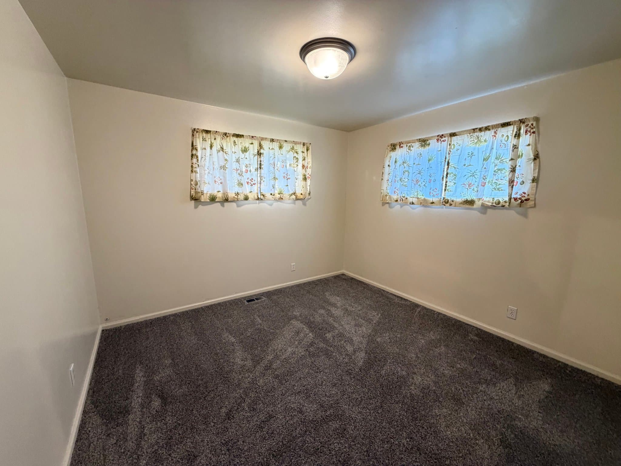 Salt Lake City House: 5015 W Hoopes St
