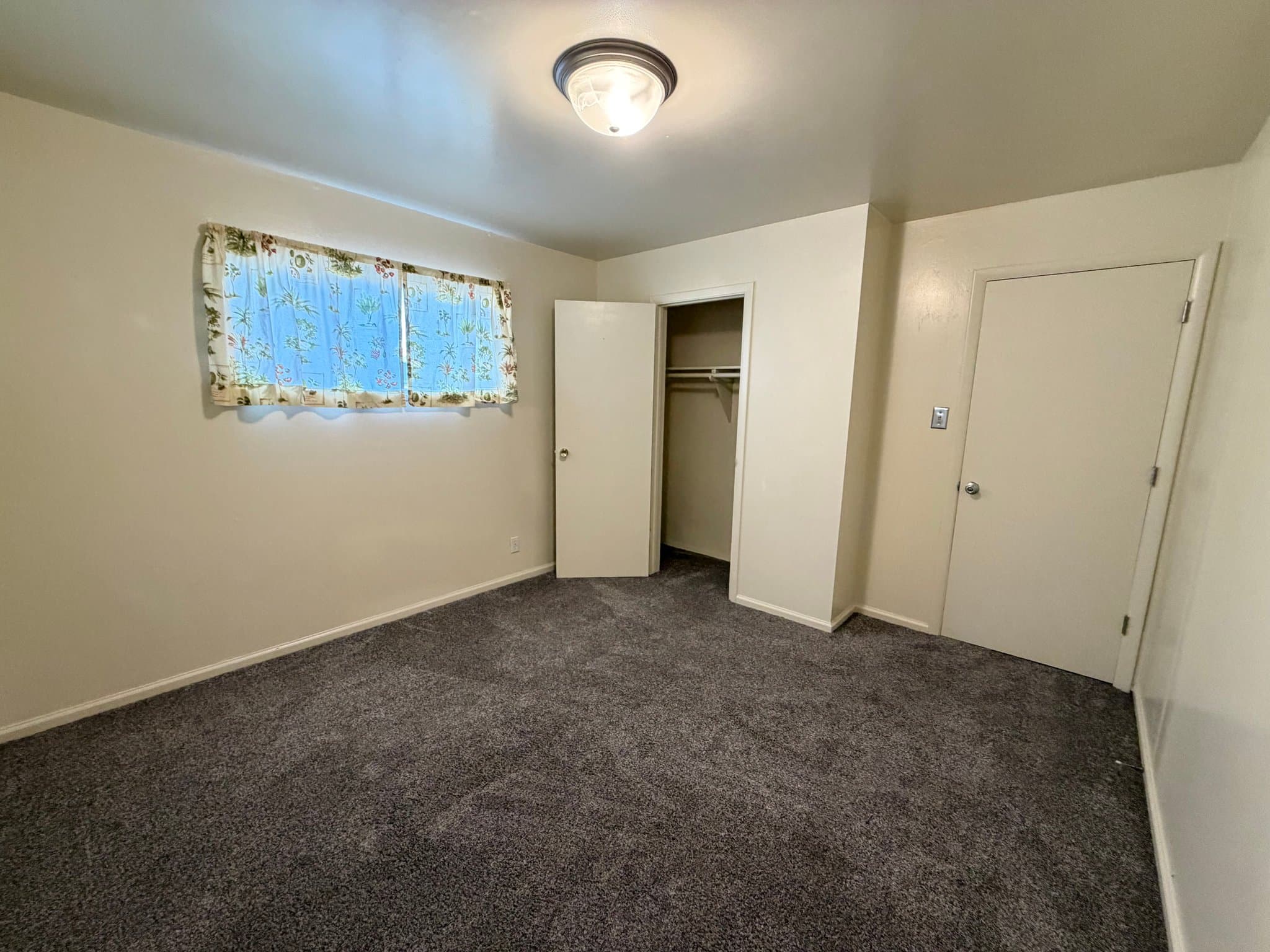 Salt Lake City House: 5015 W Hoopes St