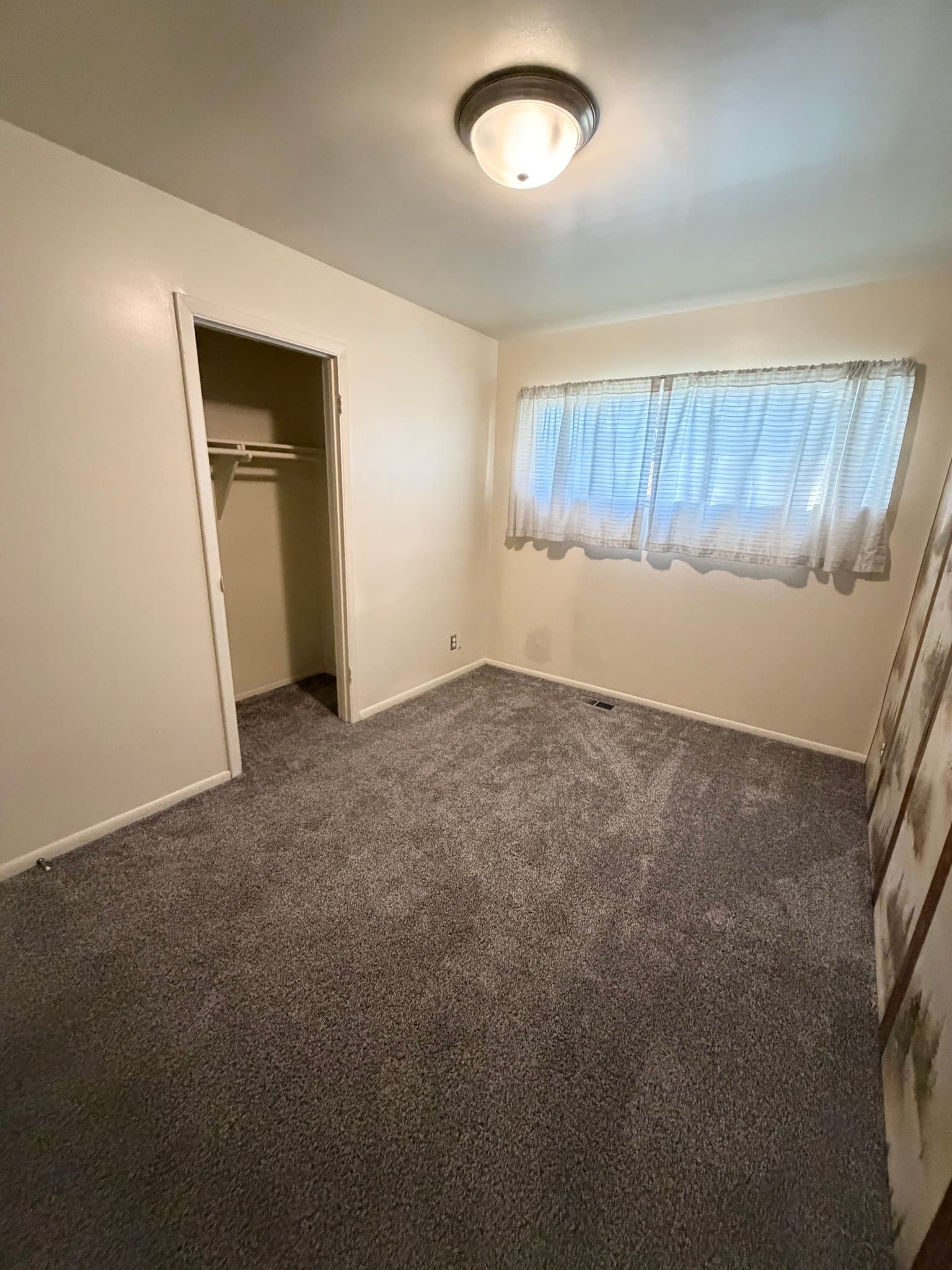 Salt Lake City House: 5015 W Hoopes St