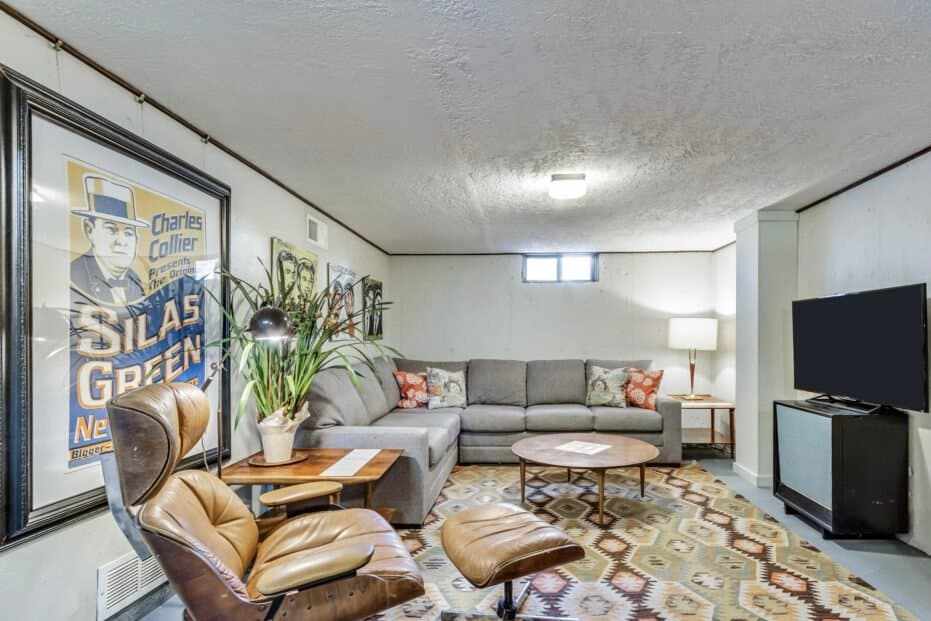 Salt Lake City House: 1022 W Eclipse Way