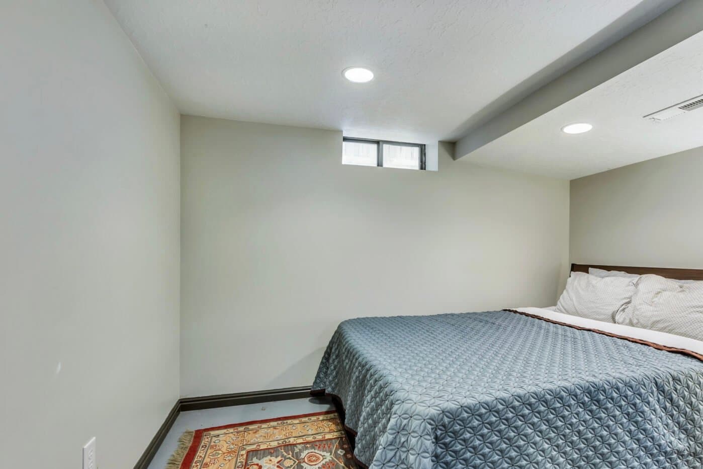 Salt Lake City House: 1022 W Eclipse Way