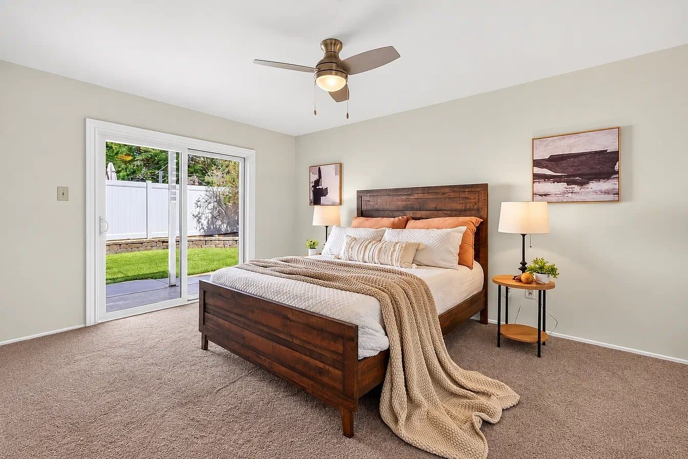 San Diego House: 11242 Capilla Rd