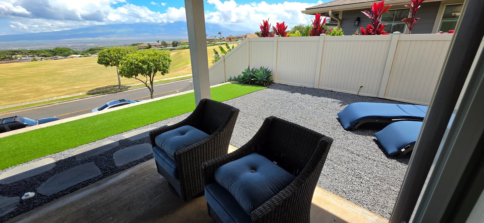 Wailuku House: 371 Puaehu St.