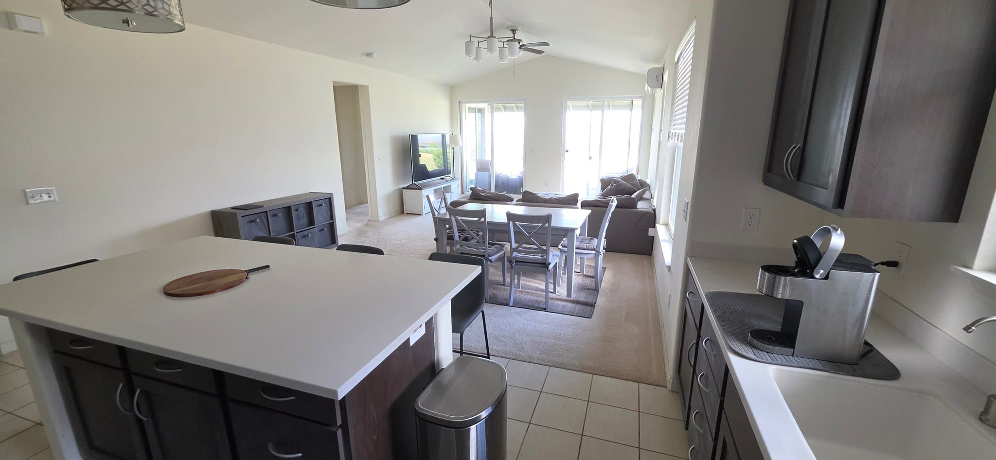 Wailuku House: 371 Puaehu St.