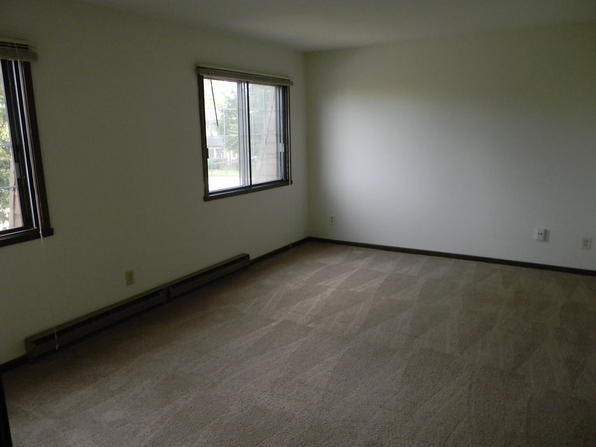 Harvard Apartment: 1000 West Roosevelt