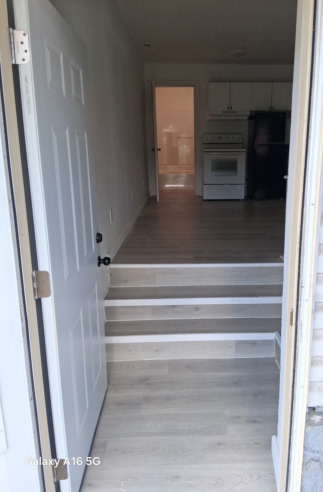 Huntington Condo: 2450 9th Ave