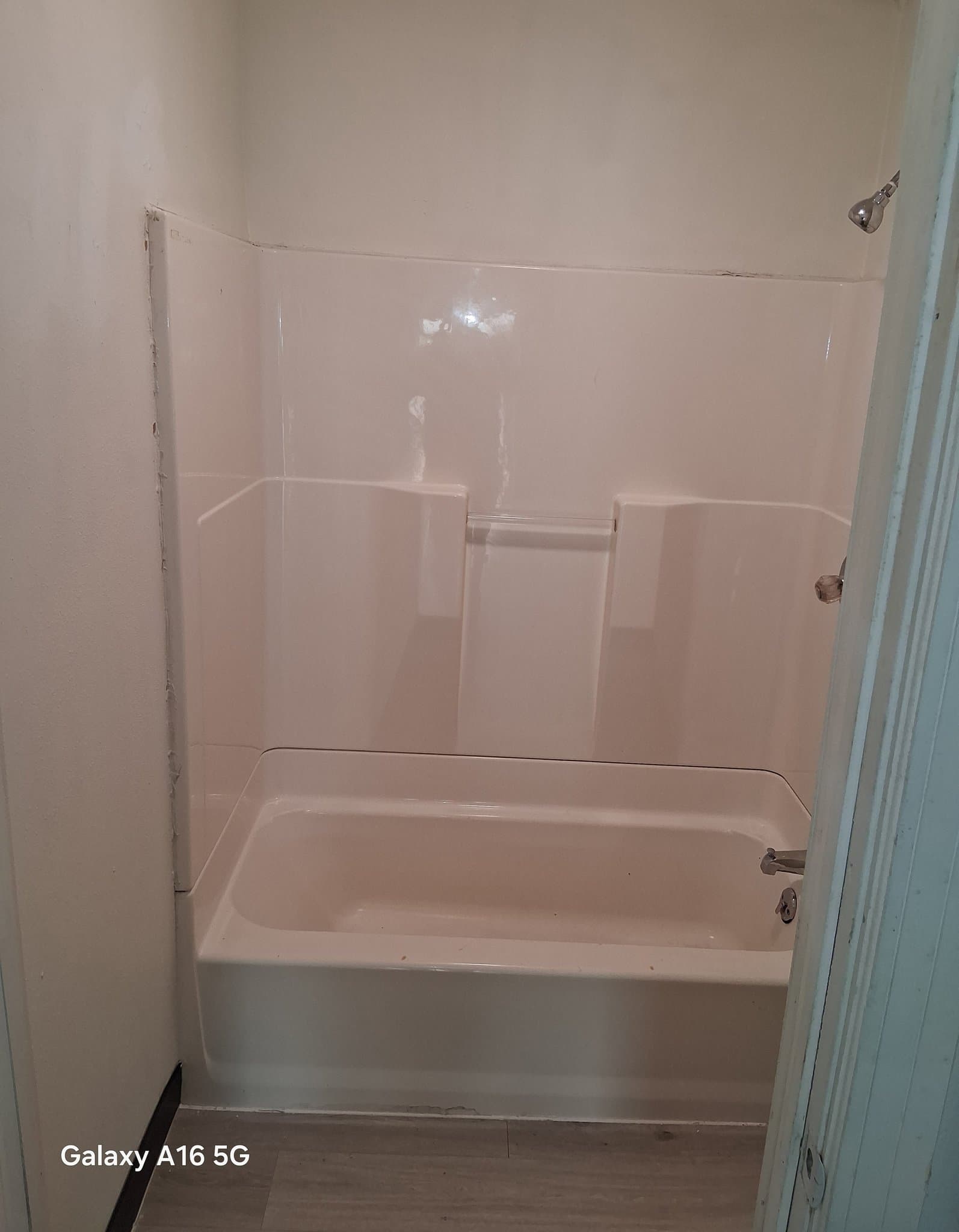 Huntington Condo: 2450 9th Ave