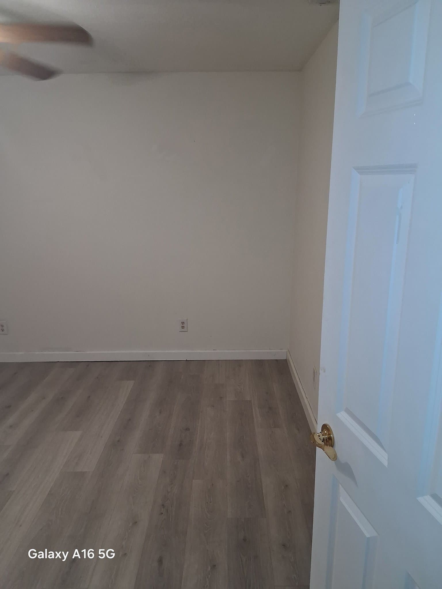 Huntington Condo: 2450 9th Ave