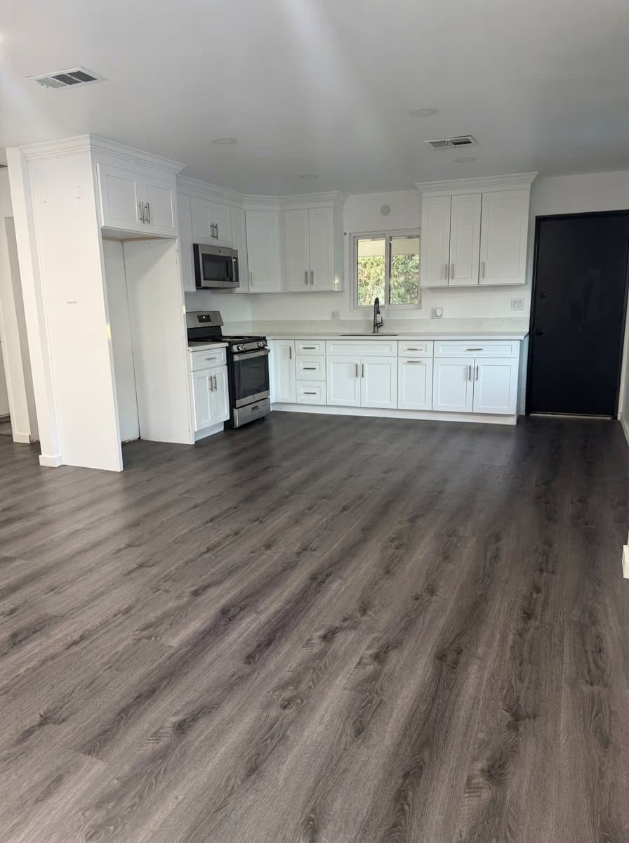 Riverside House: 4164 Marcarthur rd