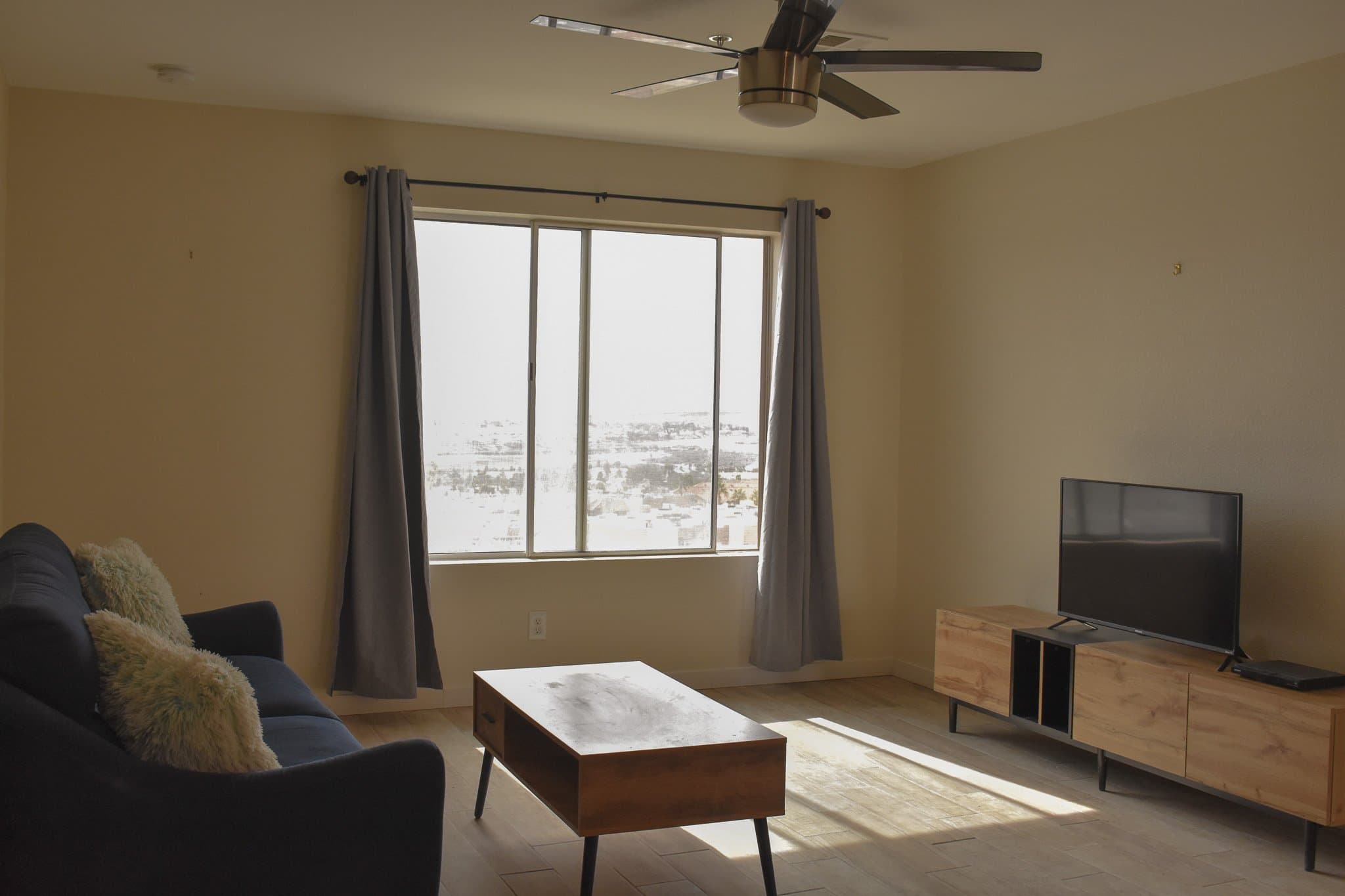 Laughlin Condo: 2056 Mesquite Ln