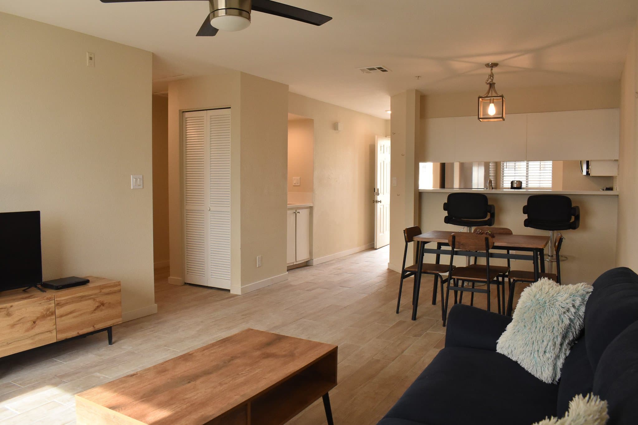 Laughlin Condo: 2056 Mesquite Ln