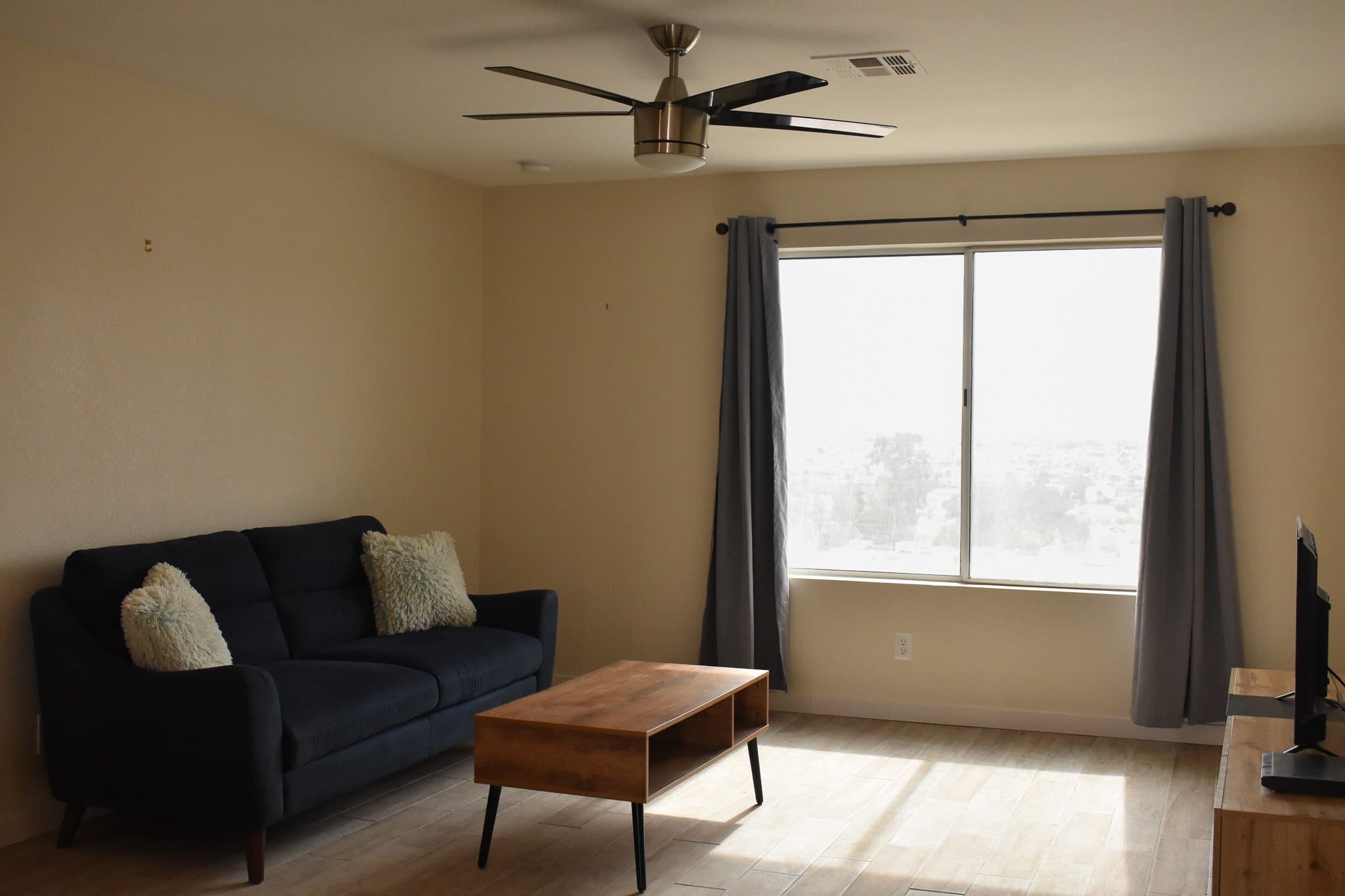Laughlin Condo: 2056 Mesquite Ln